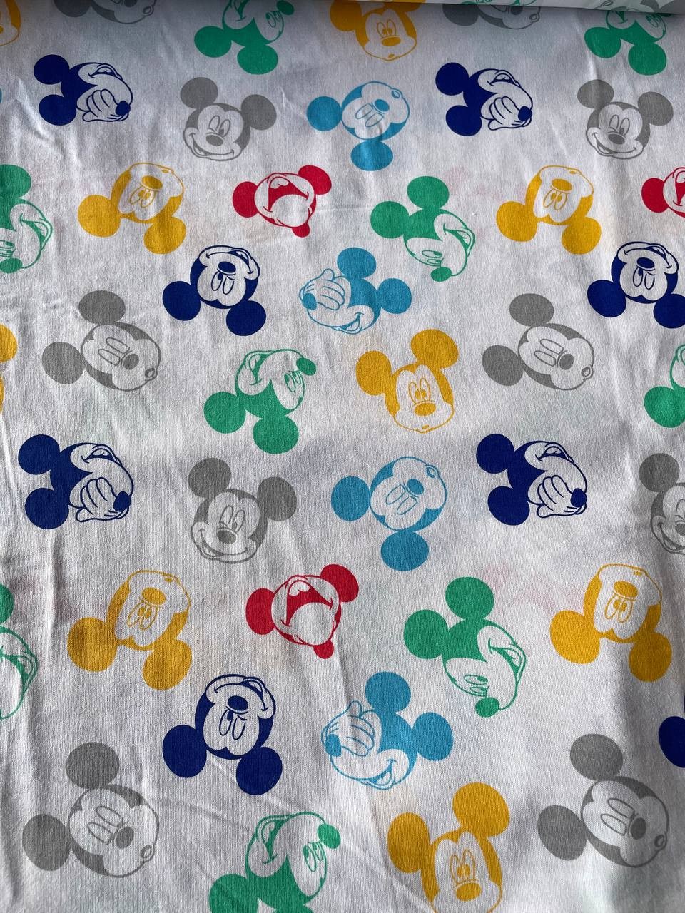 Tessuto Cotone Disney Topolino Classic
