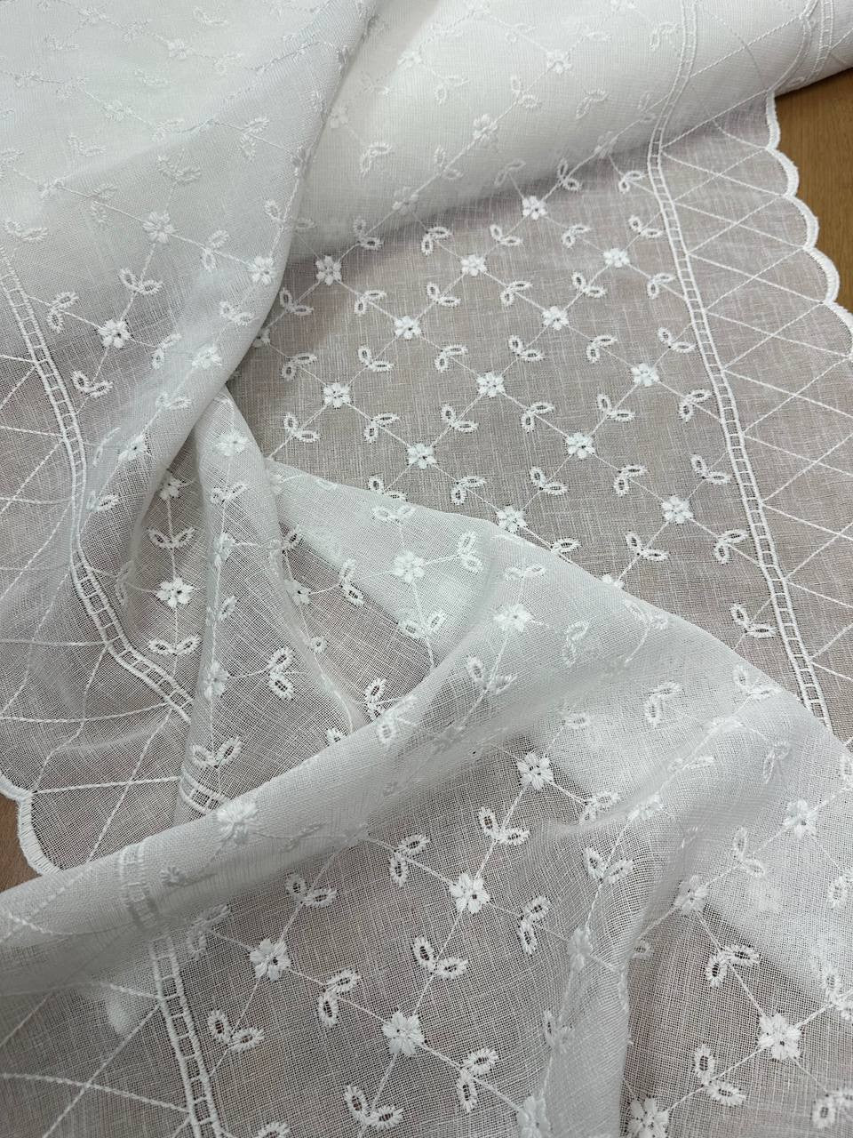 Tendina Fiorellini Bianco - WorldTessuti
