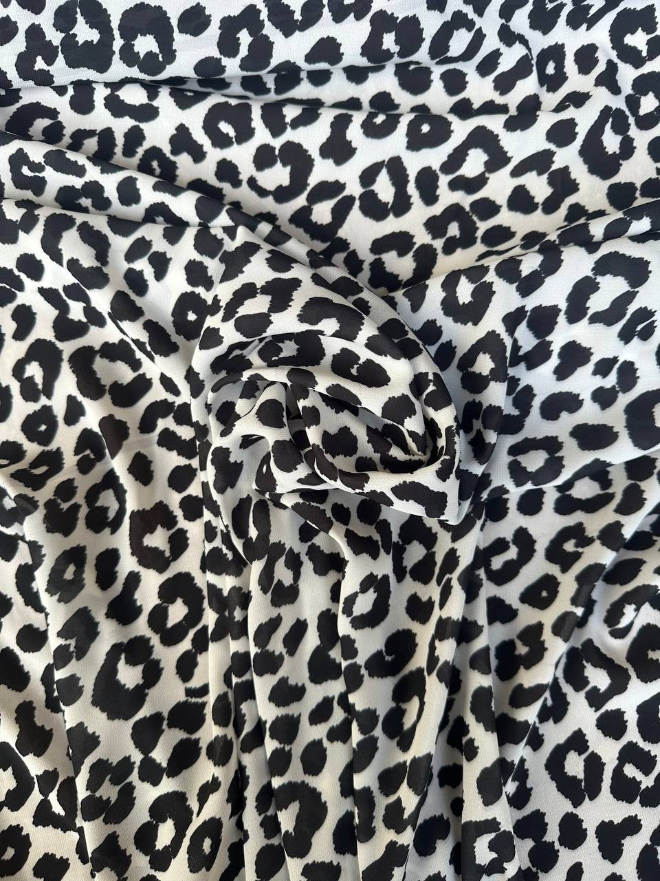 Chiffon Maculato Bianco e Nero - WorldTessuti