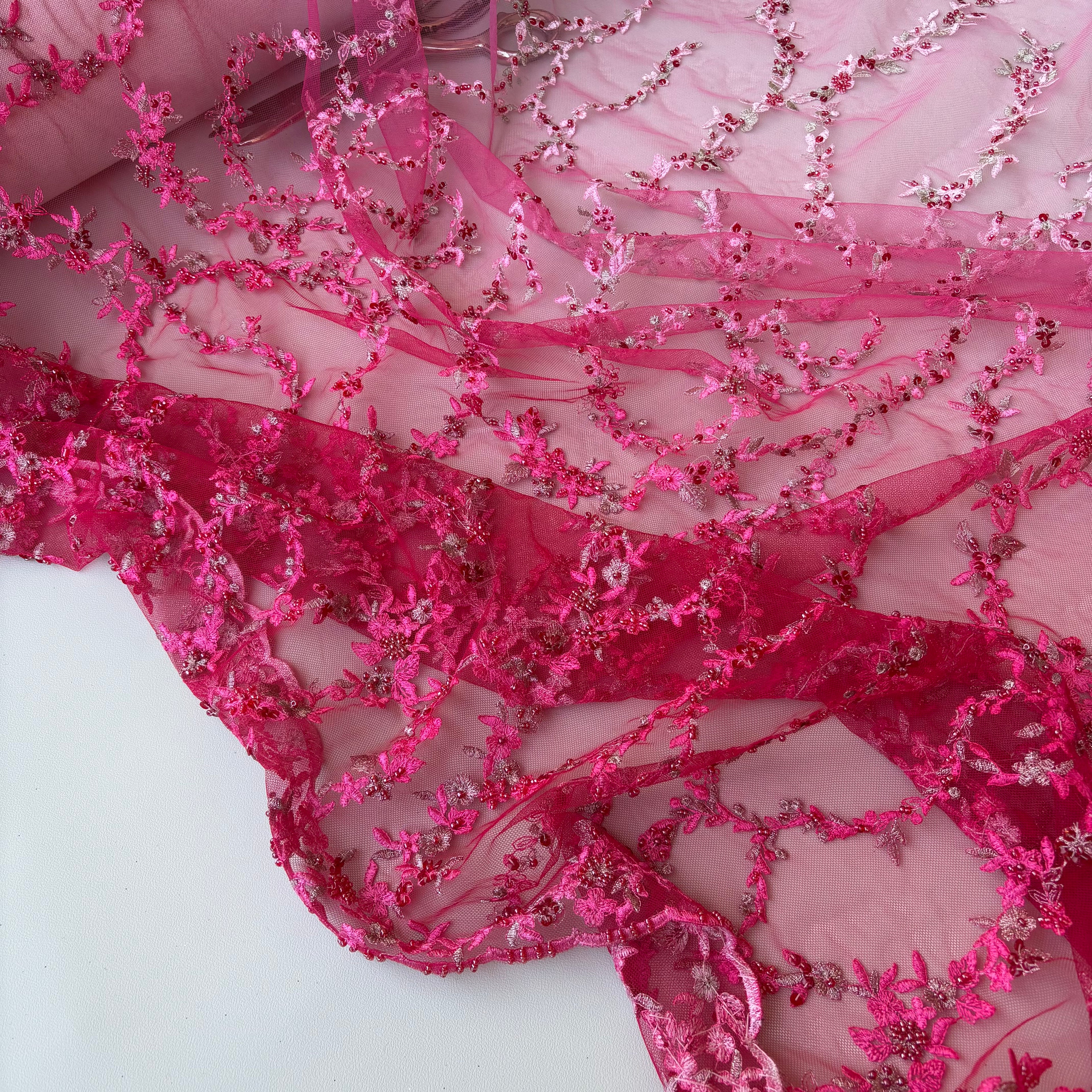 Pizzo Cerimonia Floreale Fucsia Hilton