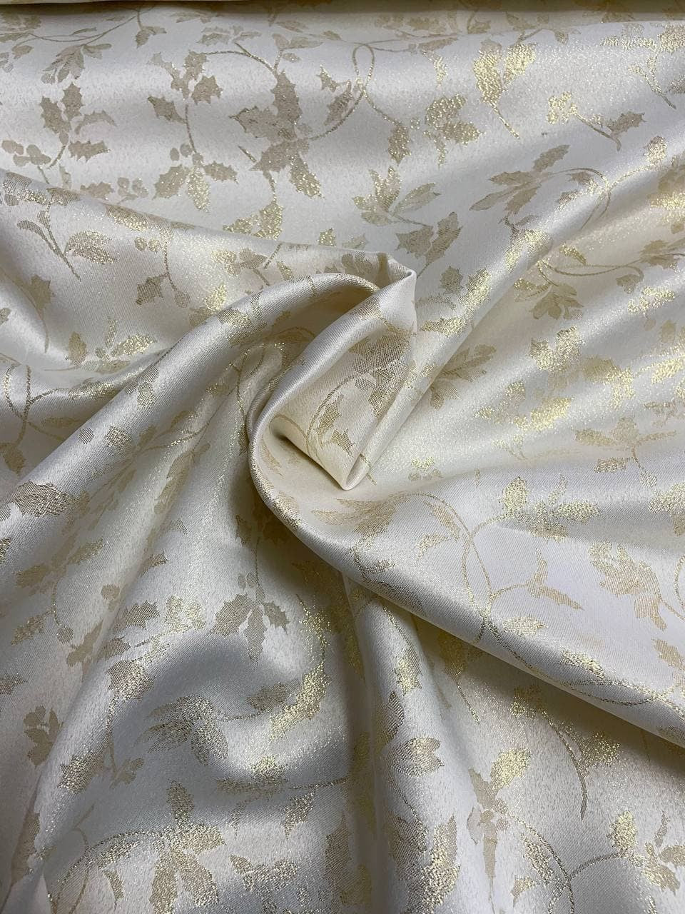 Natalizio Jacquard Lurex Dorato