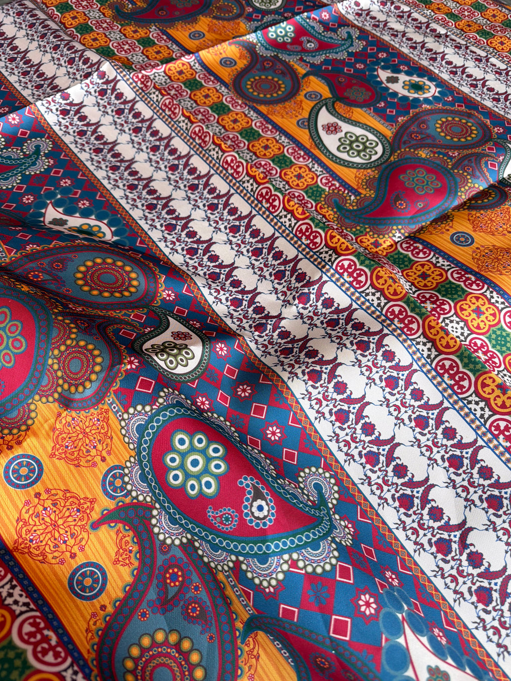 Scampolo Tessuto Duchessa Wax arab 150x140