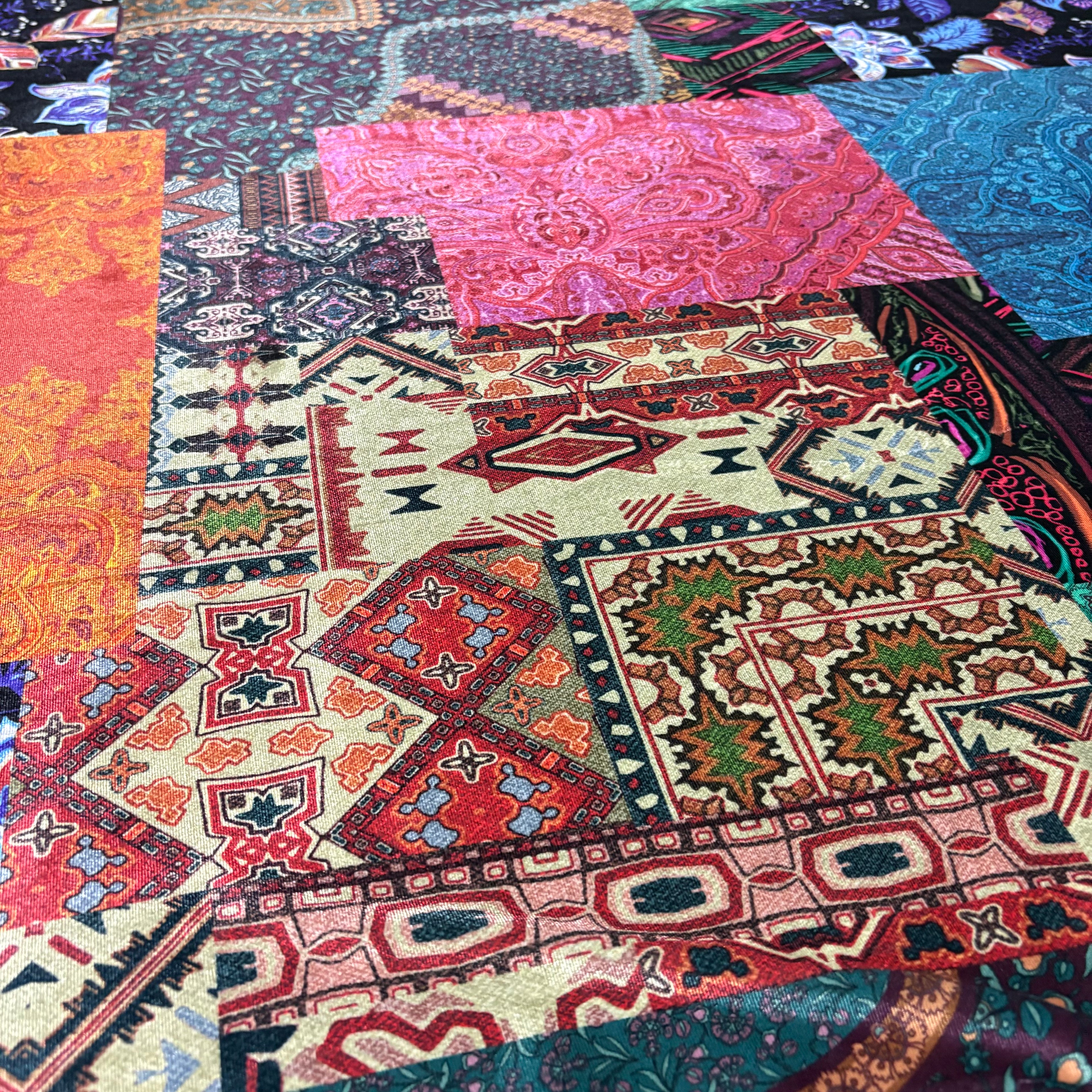 Velluto Patchwork Wax arab  Bielastico