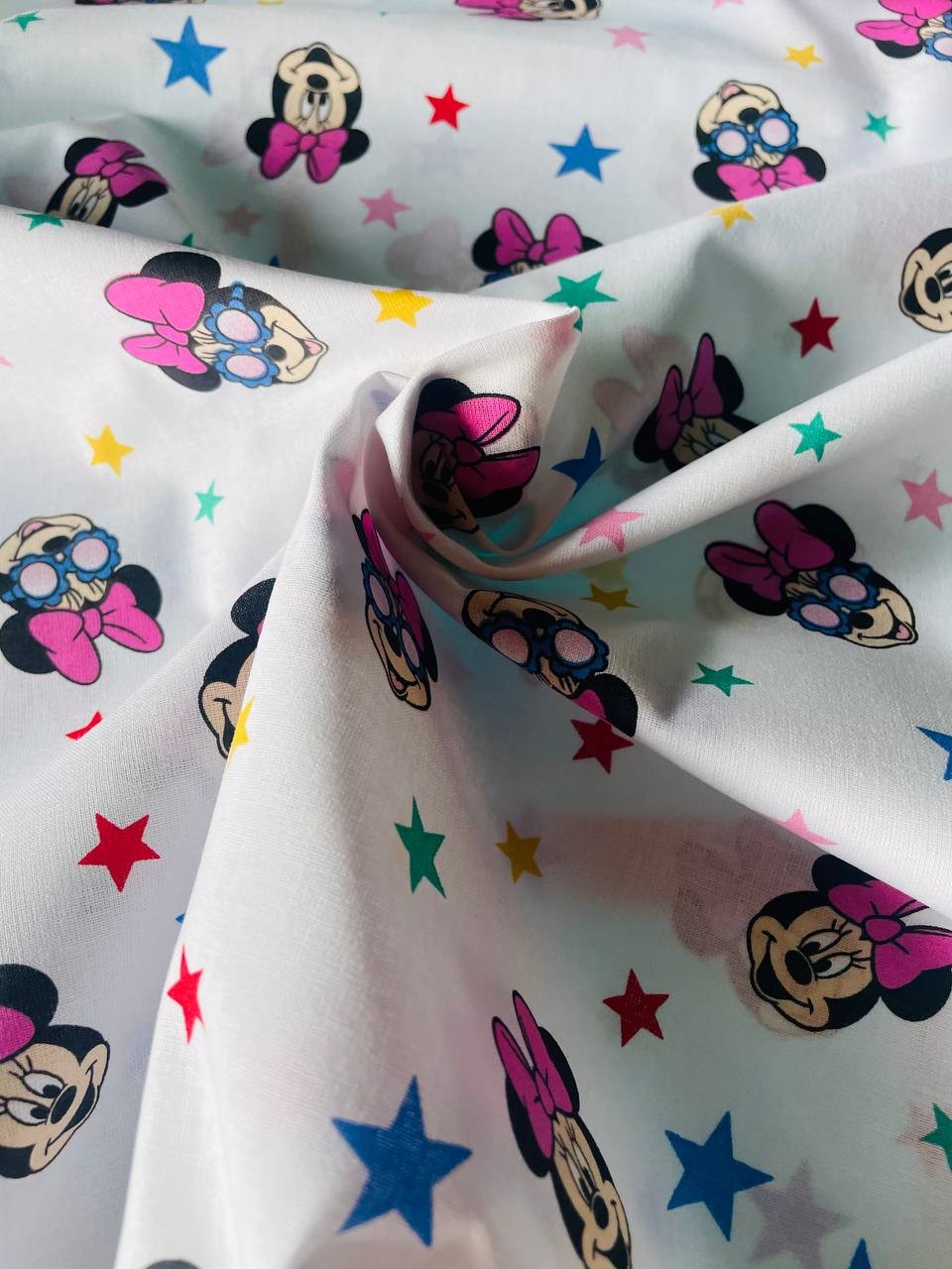 Tessuto Cotone Minnie Disney