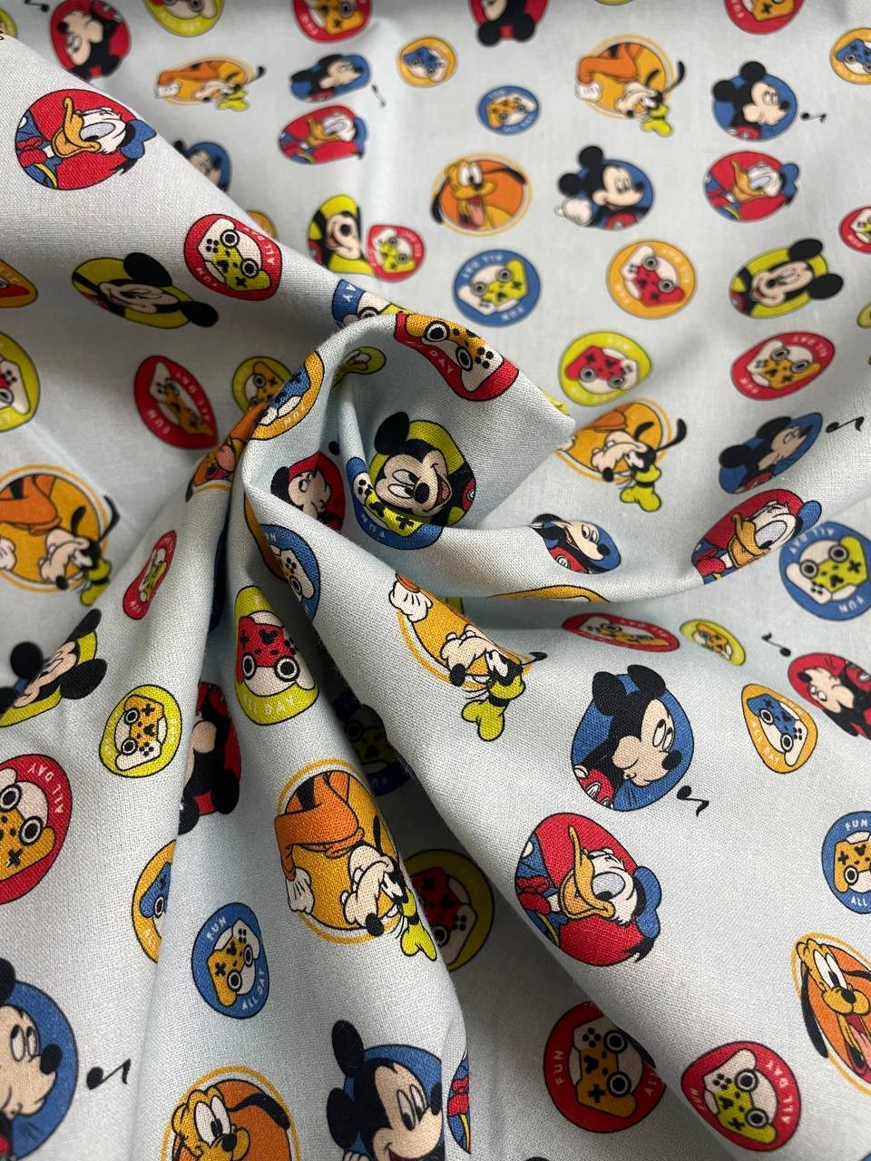 Tessuto Cotone Disney Pluto Topolino