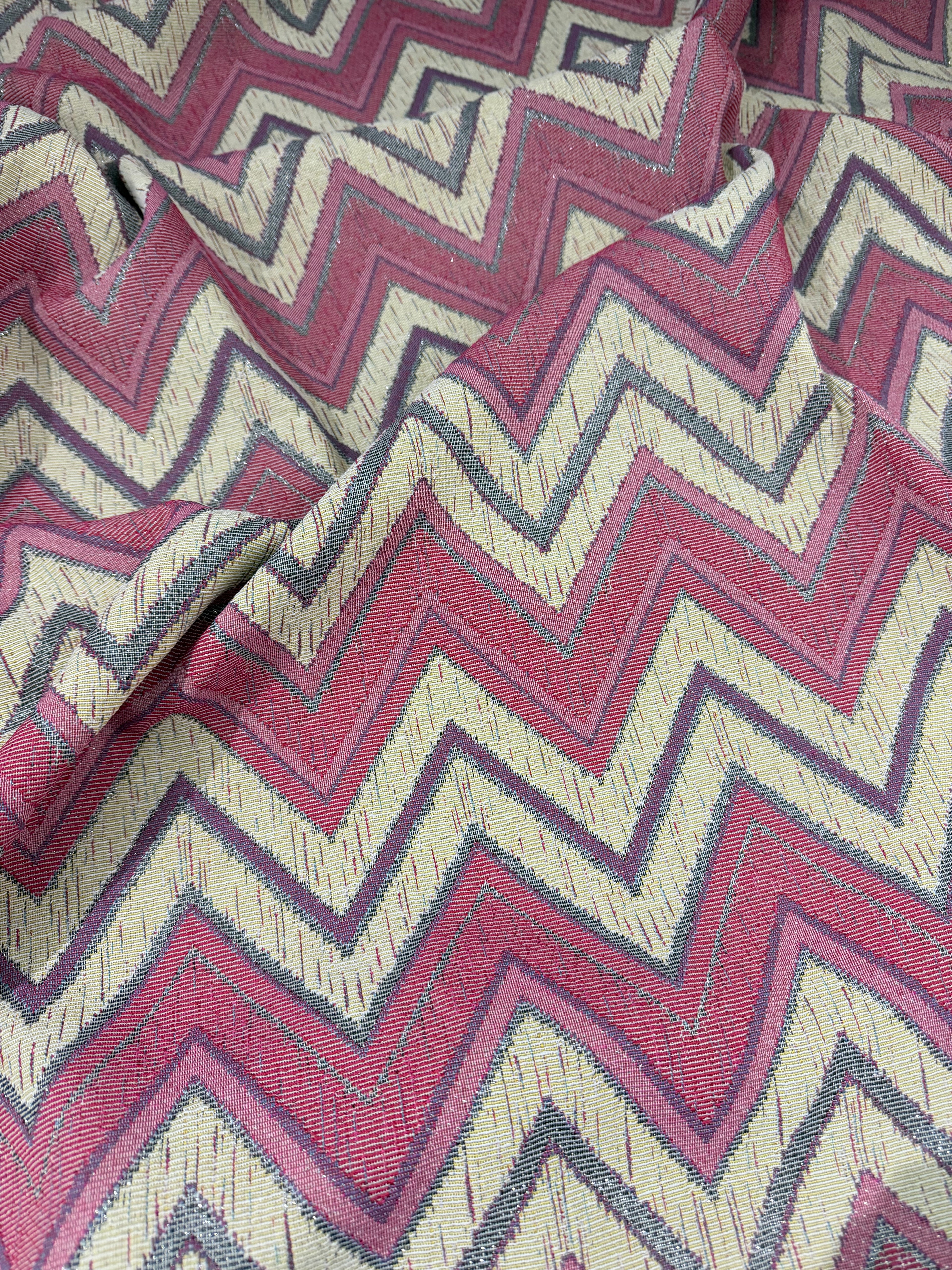 Broccato Gobelin Wax Vintage