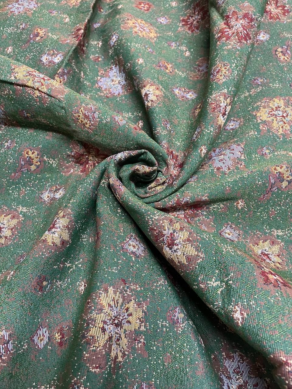 Scampolo Gobelin Astratto Verde Fiore 300x280 Vintage