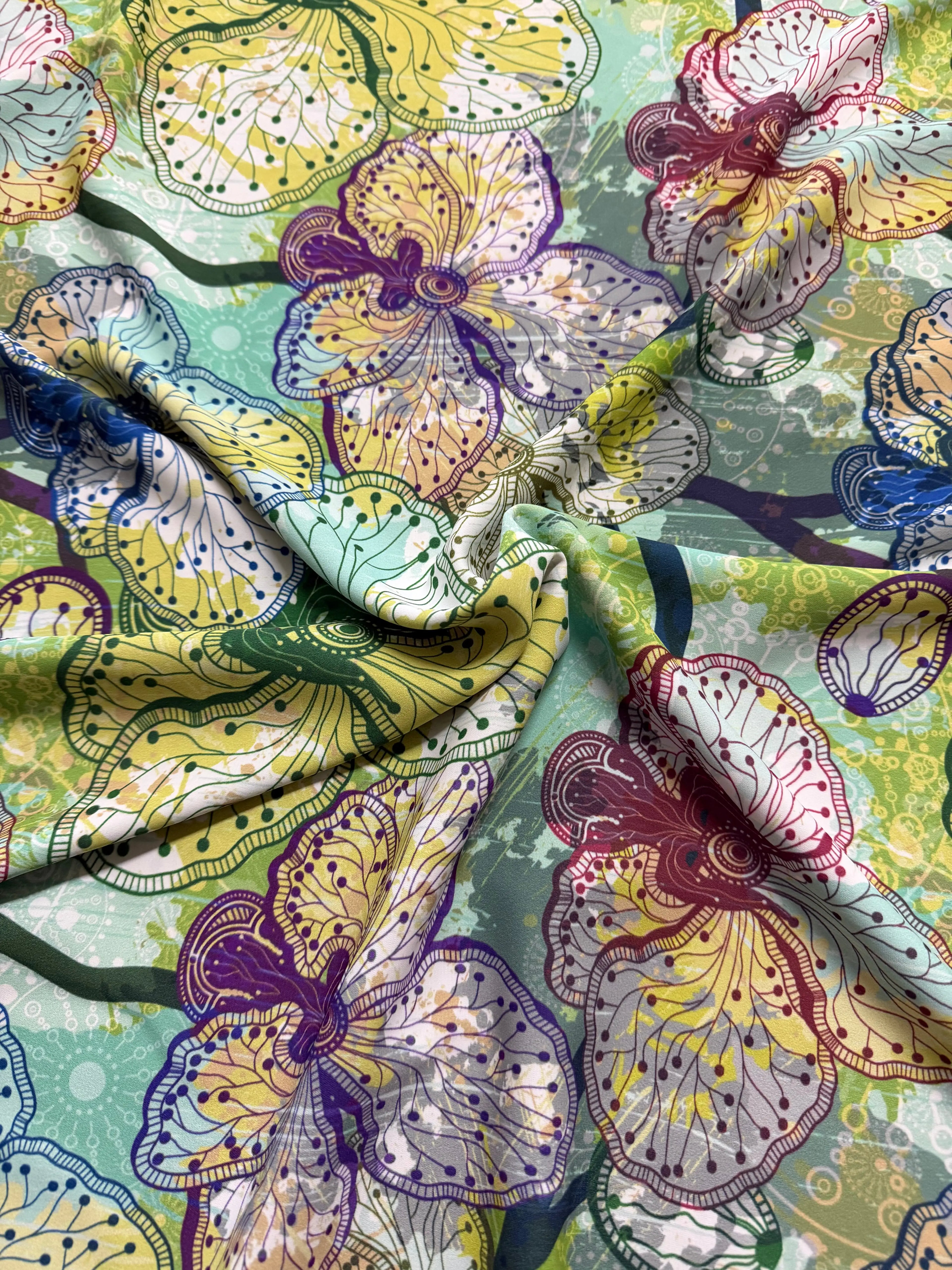 Tessuto Satin Floreale Vintage