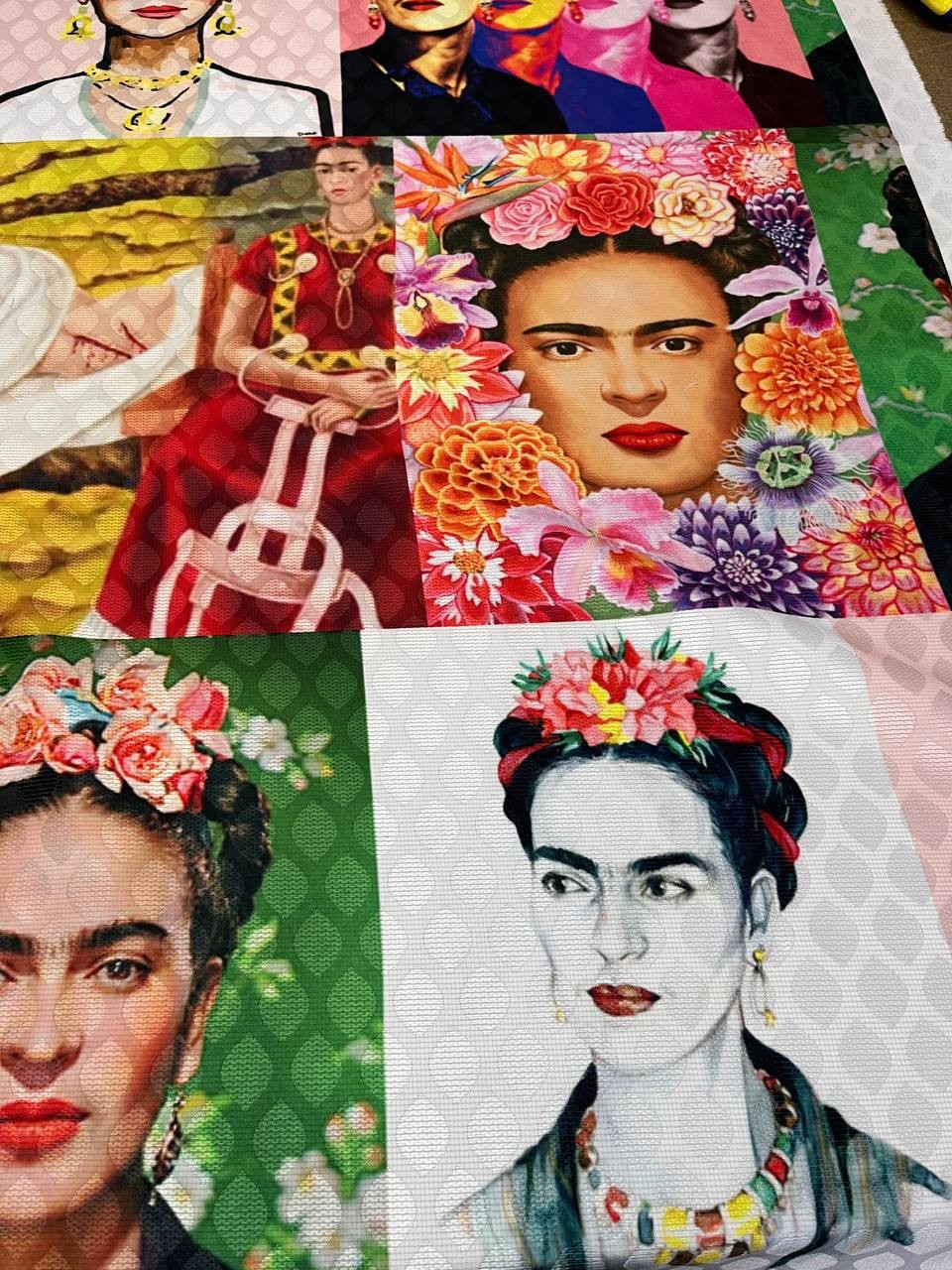 TELA FRIDA RIQUADRI PATCHWORK ALL OVER