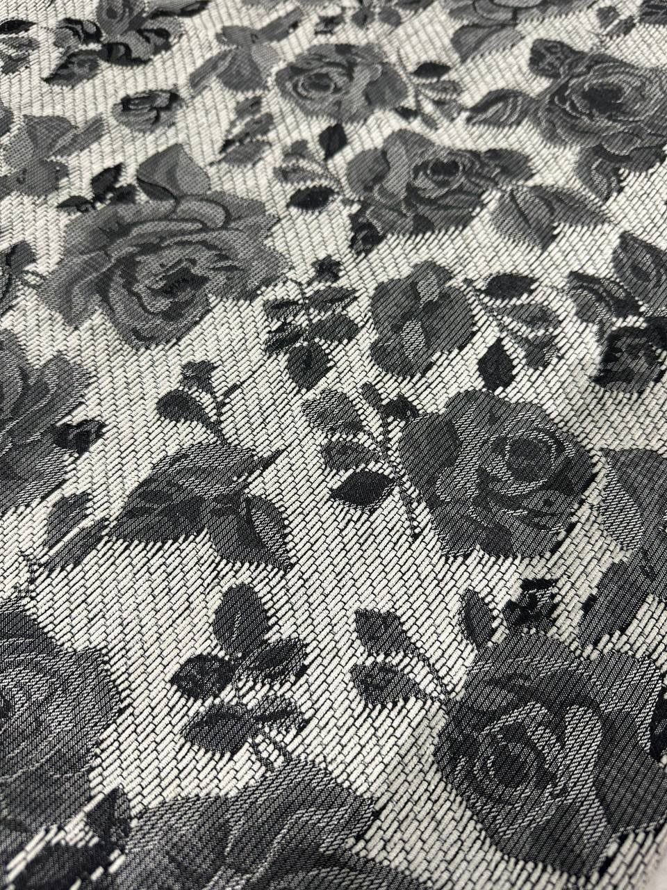 Gobelin Rose Fondo Nero