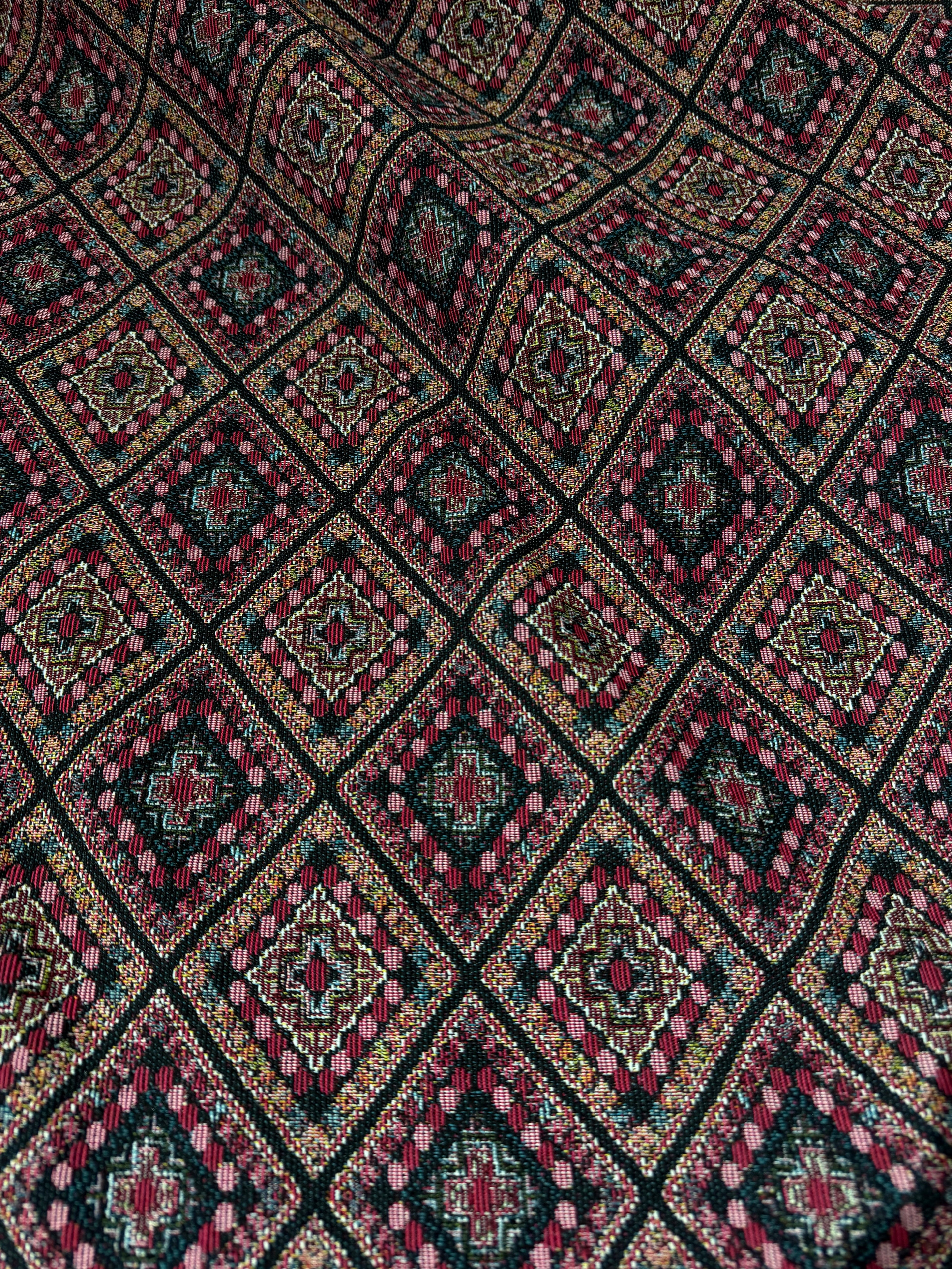 Broccato Gobelin Wax Vintage