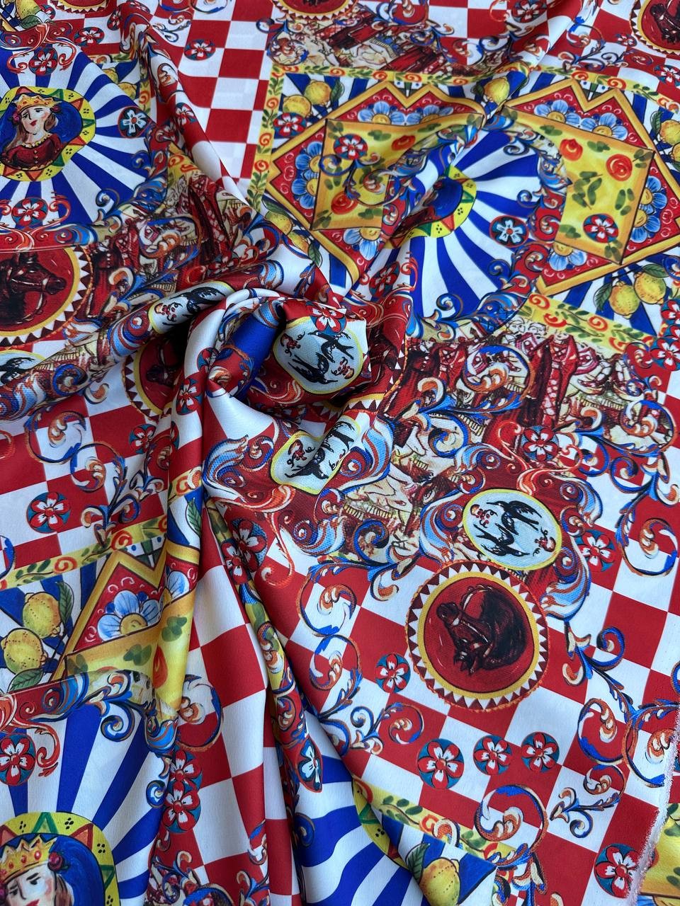 Satin Maiolica Vuccirià Scampolo 3,00x1,50