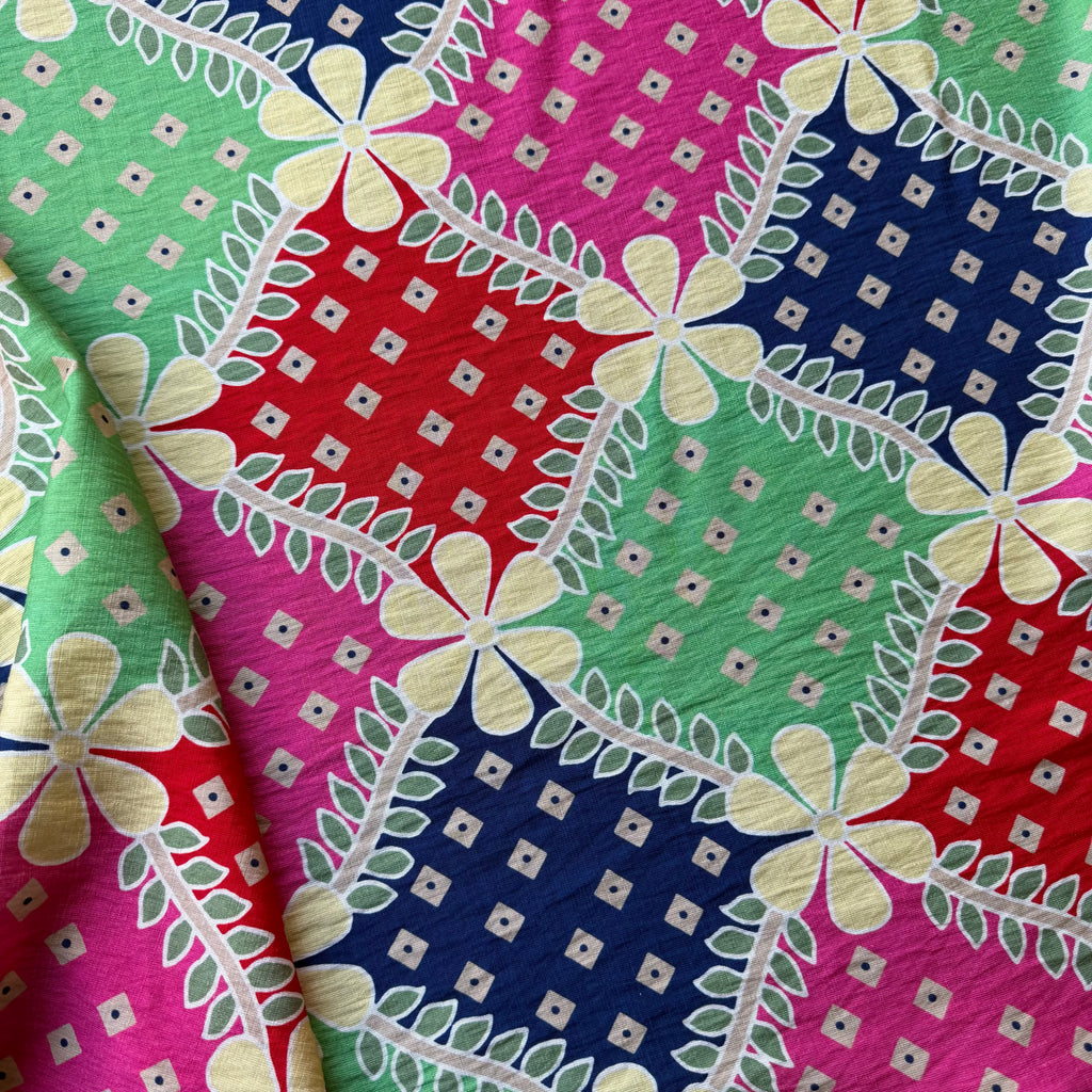 Tessuto Misto Lino/Viscosa Ritratto Floreale