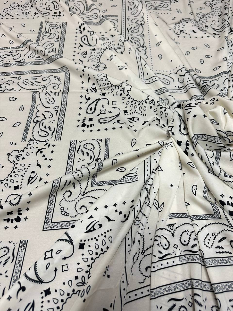 Scampolo Bandana Black White 3,50x150
