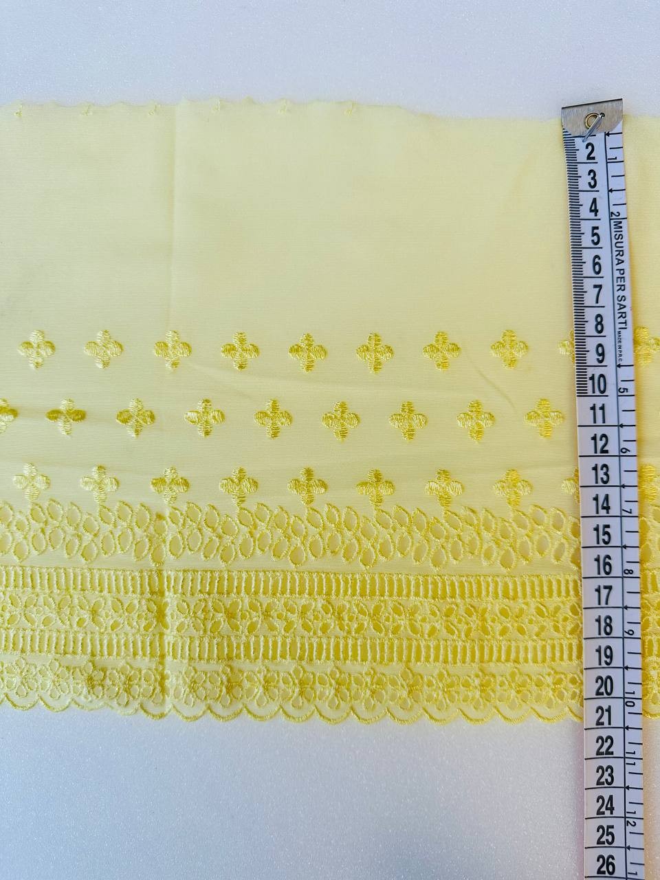 Passamaneria Merletto Pizzo Elastico Giallo 20 CM