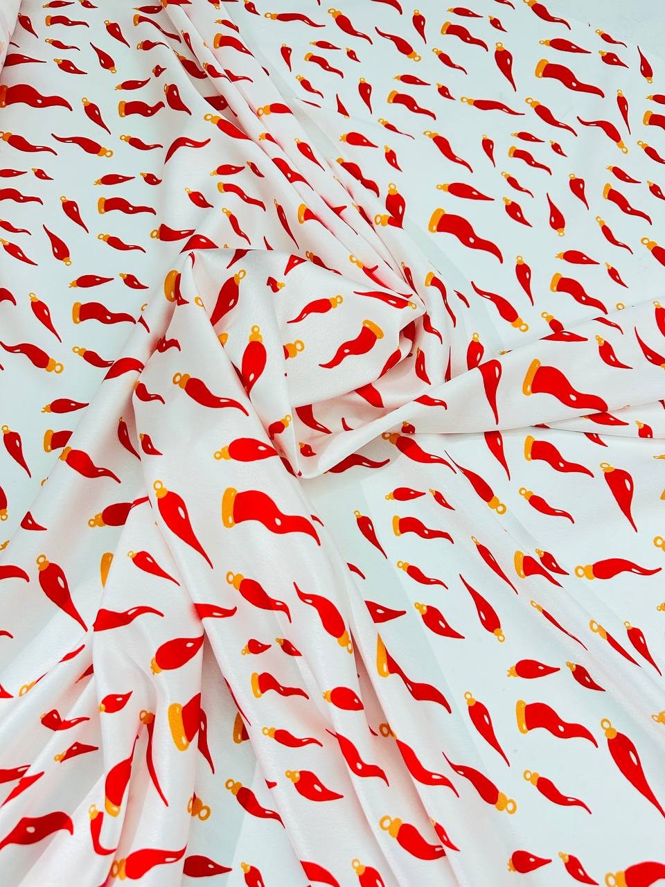 Satin Stampato Peperoncino Corno Napoletano