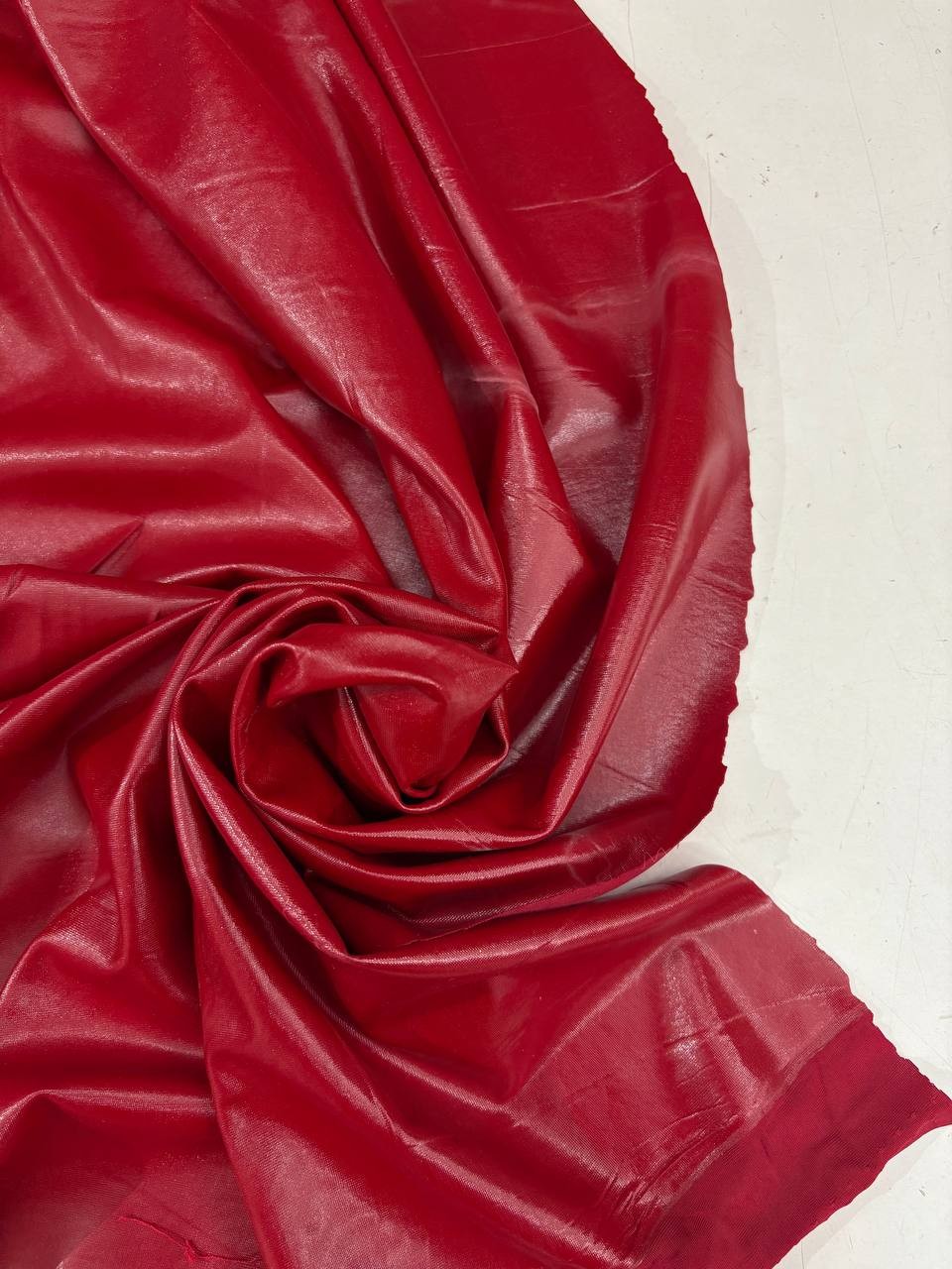 Lycra placcata effetto vernice ROSSO