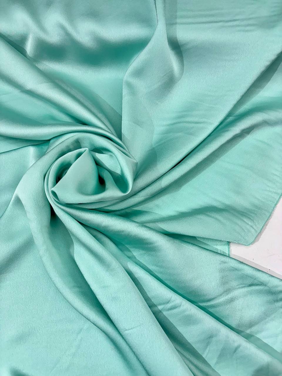 Satin Raso Manoseta Tiffany SOTTOPREZZO