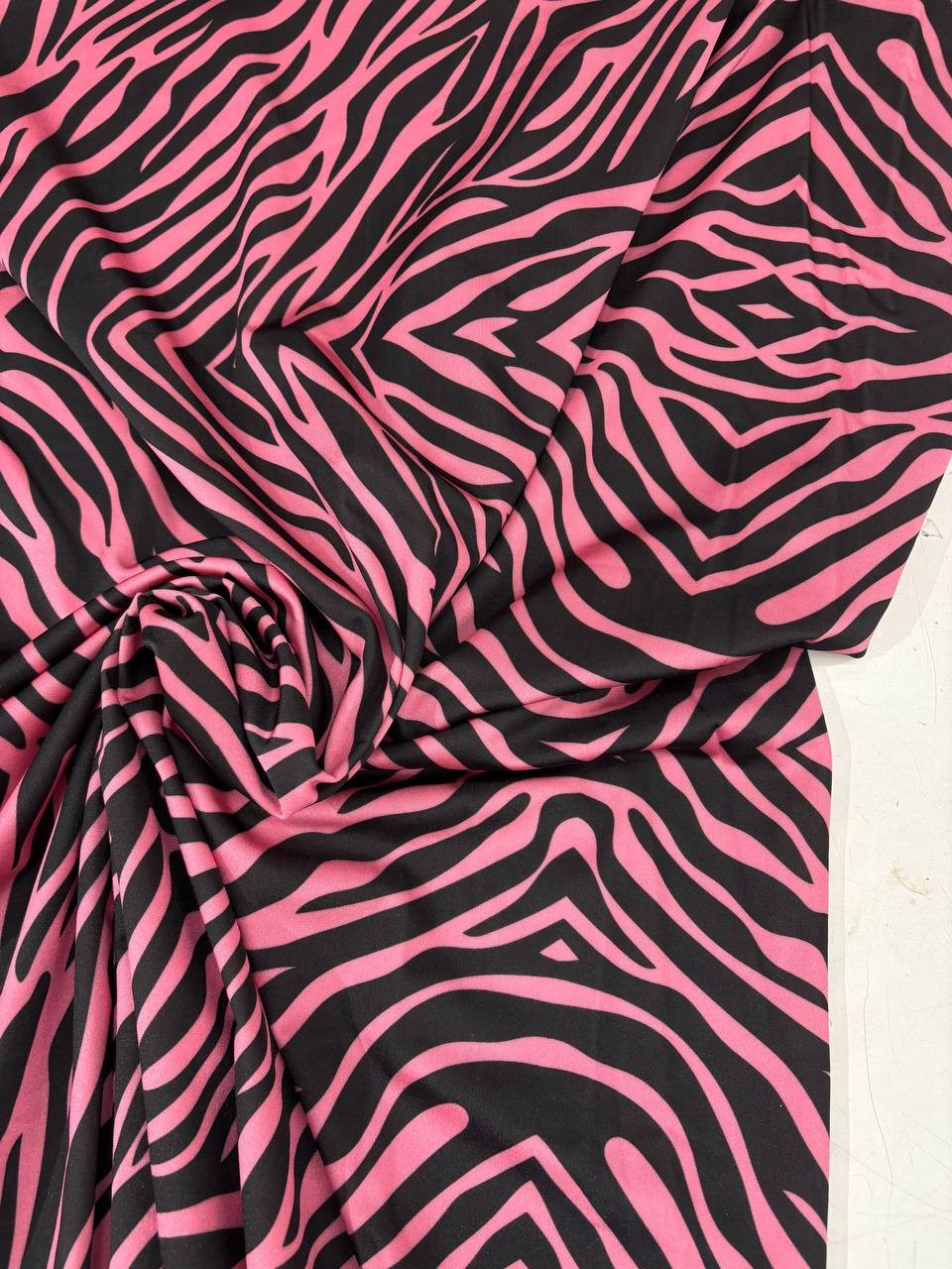 Lycra Zebrato Rosa - WorldTessuti