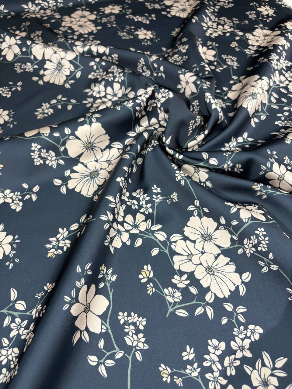 Scampolo Duchessa Elastica Floreale Blu 300x150 - WorldTessuti