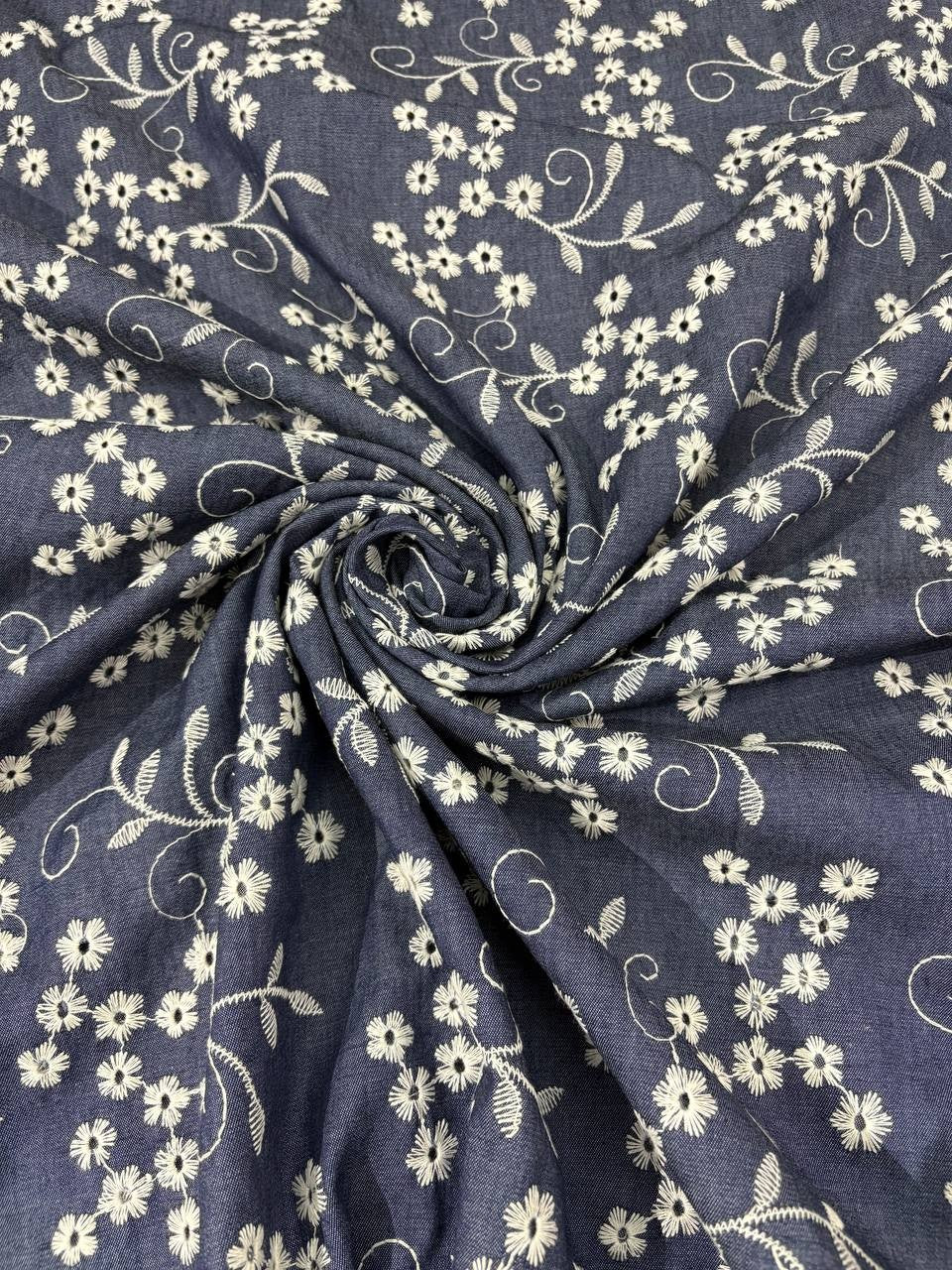 Scampolo Jeans chambray Ricamato Gardenia 1,40x1,40