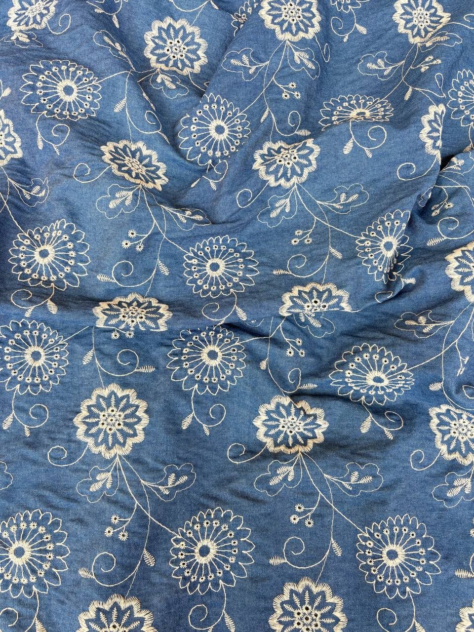 Scampolo Jeans chambray Ricamato Brasilia 2,00X1,50