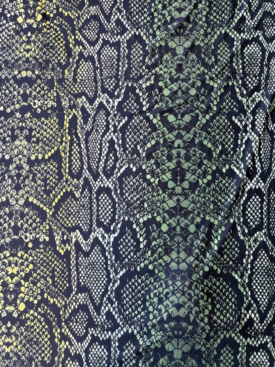 Lycra Pitonato Green