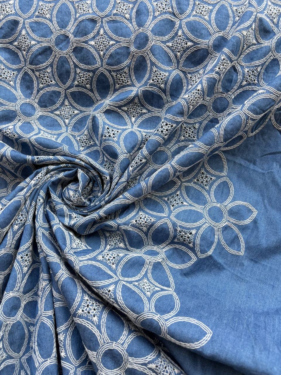 Jeans chambray Ricamato Floreale Girasole