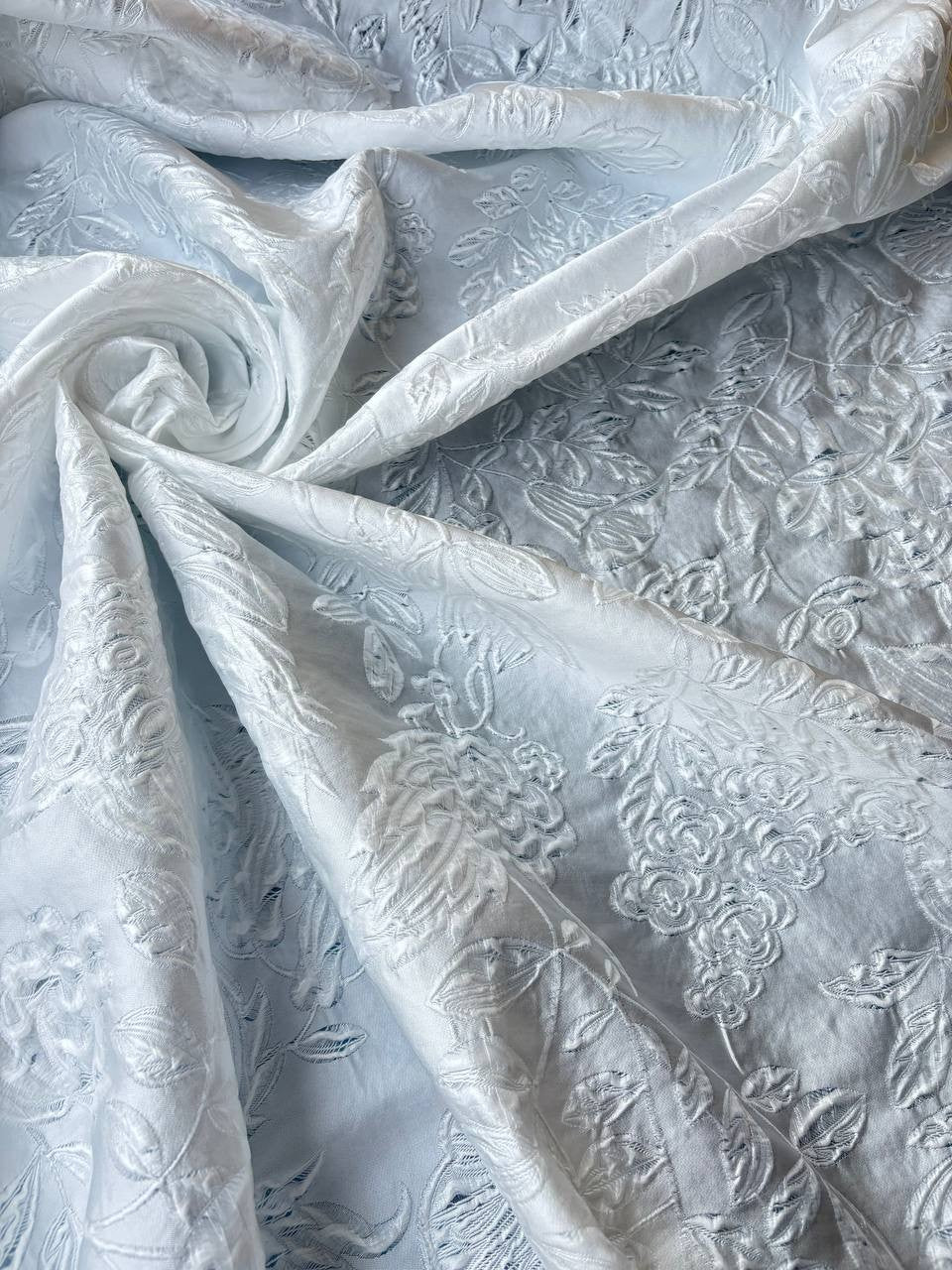 Broccato Floreale Matlassè Bianco