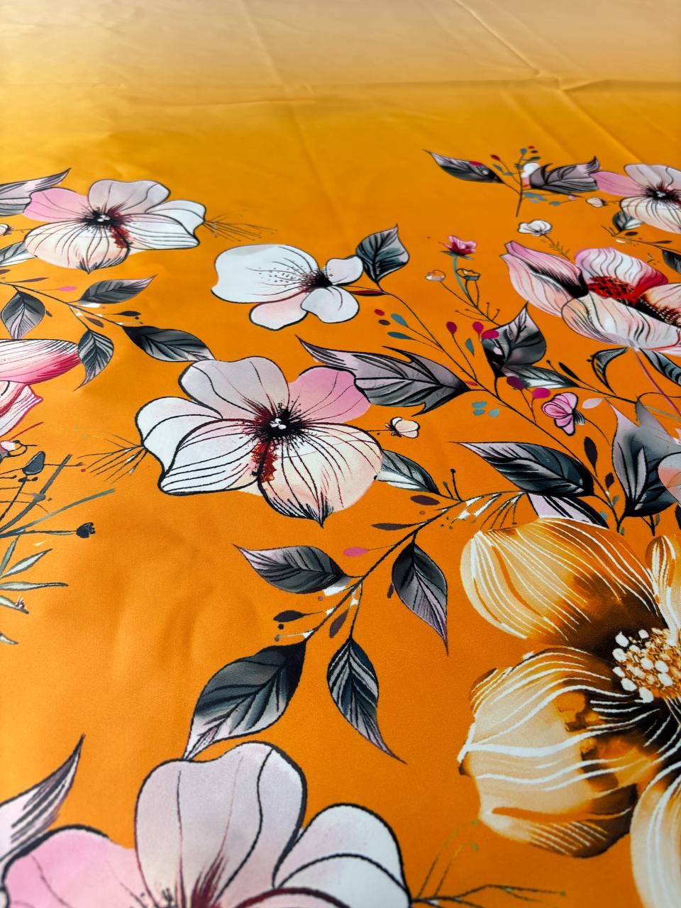 Tessuto Rasone Elastico Floreale Balza Sfumato Arancio