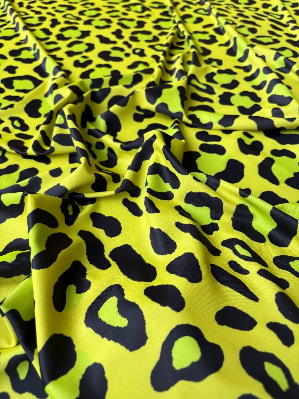 Lycra Animalier Leopardato Verde Limè