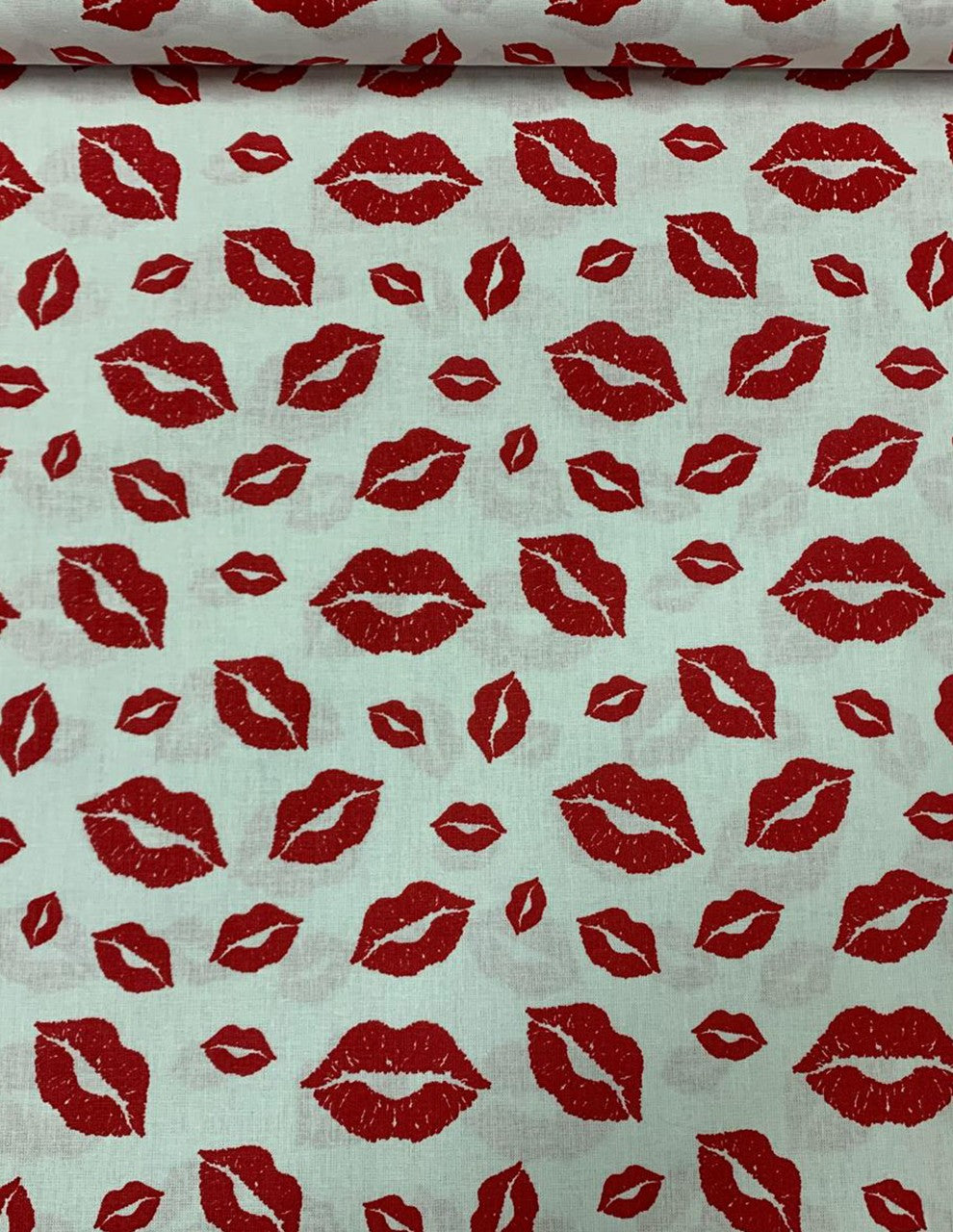 Tessuto Puro Cotone Kiss Baci