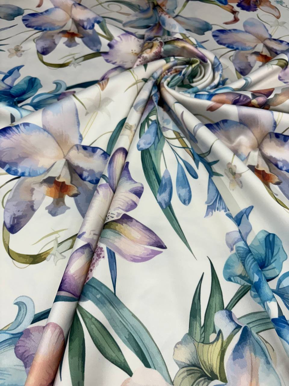 Tessuto Rasone Elastico Floreale Iris Digitale