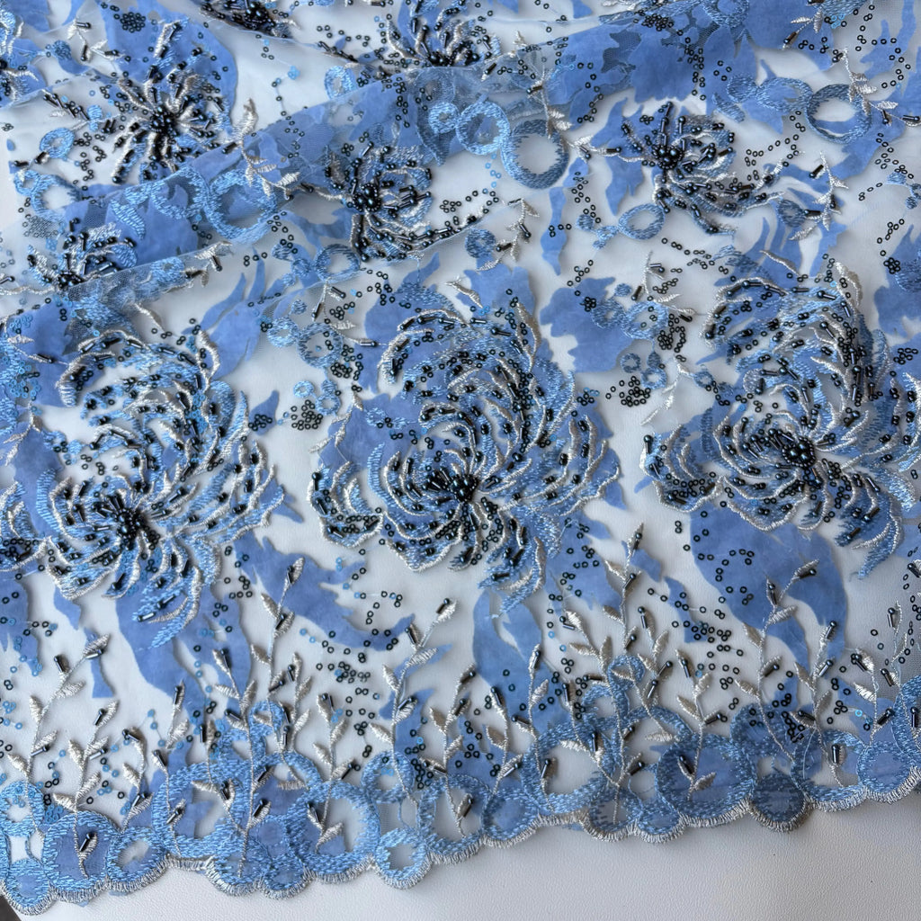 Trozo de encaje floral de ceremonia azul claro 1,40x1,30 azul polvoriento