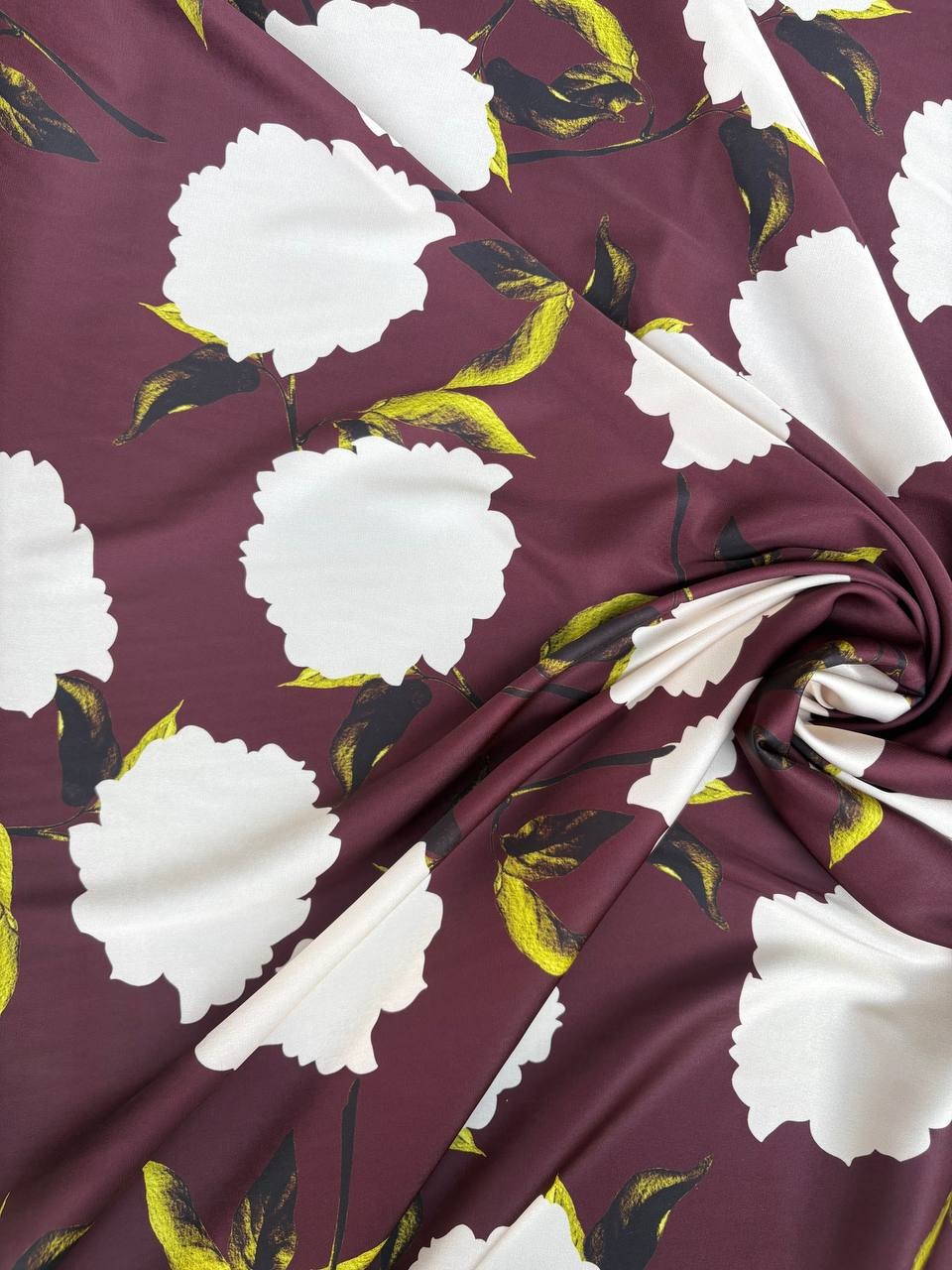 Tessuto Satin Manoseta Floreale Eleganza