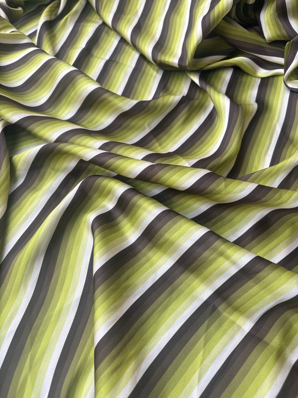 Satin Barrè Verde Riga Verde 3,00x1,50