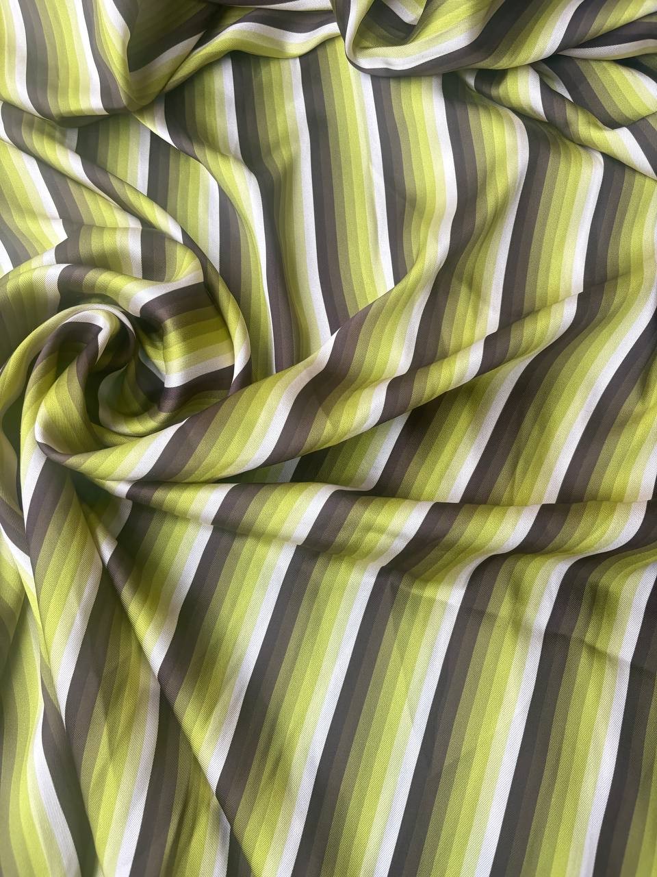 Satin Barrè Verde Riga Verde 3,00x1,50