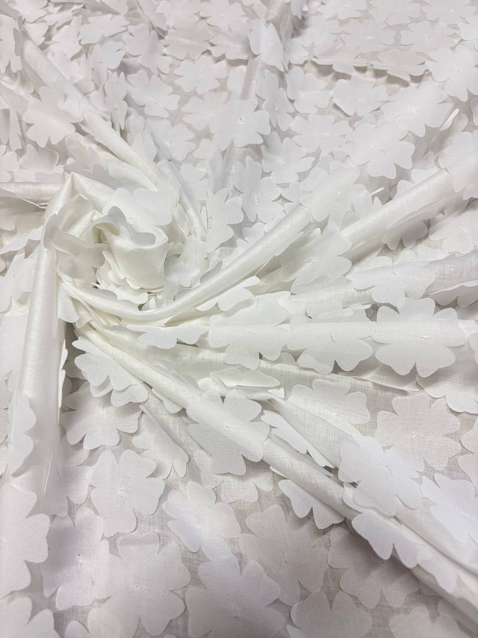 Mussola Fiorellino Floreale 3D Bianco