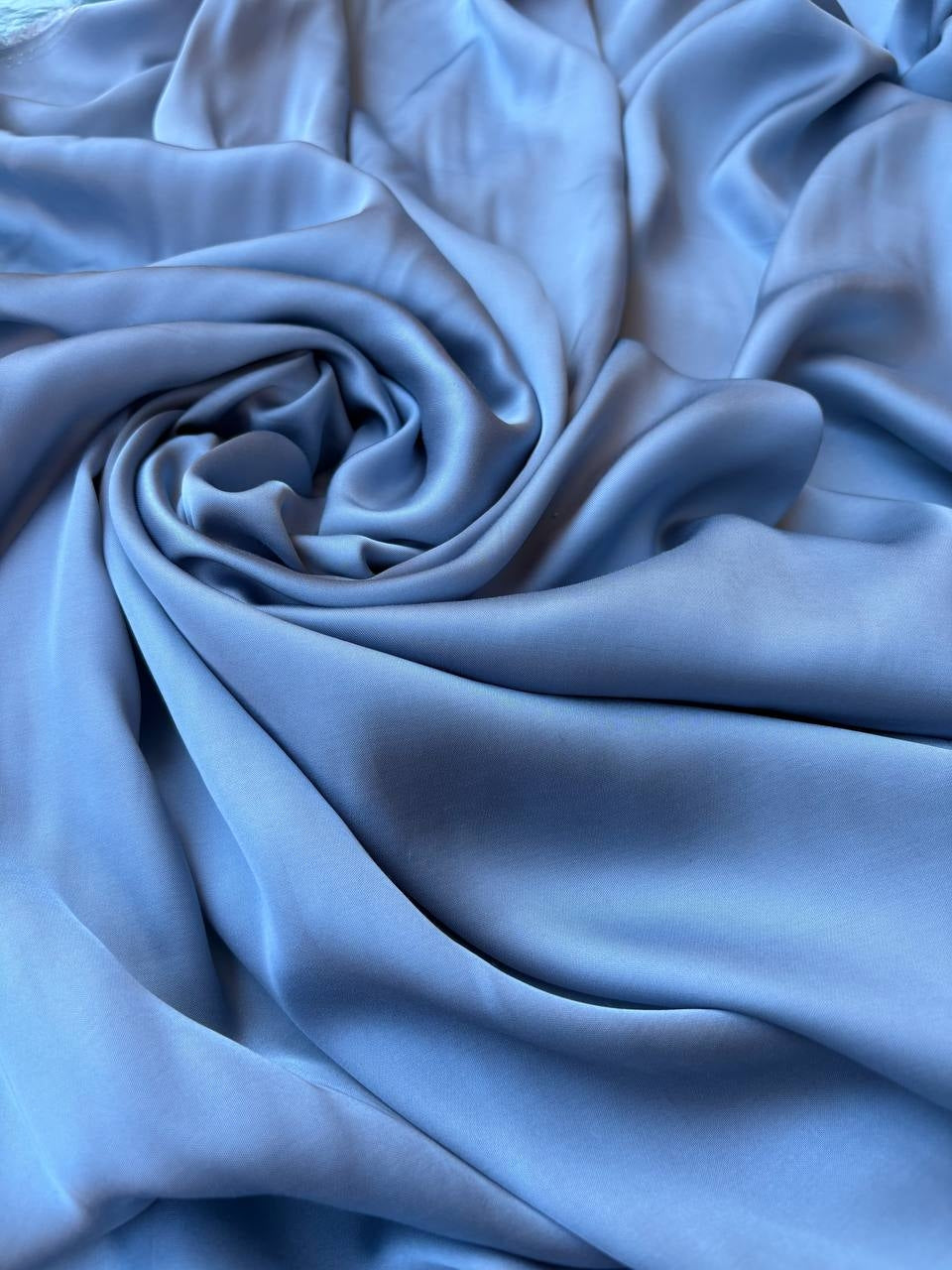 Scampolo Satin Viscosa Celeste Polvere 3,00x1,50