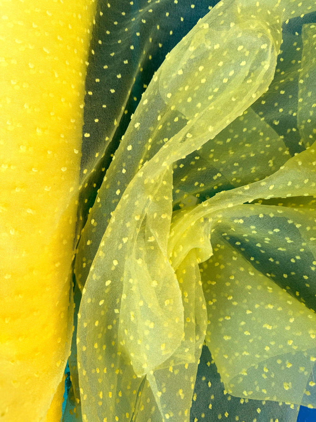 Organza plumetis pois