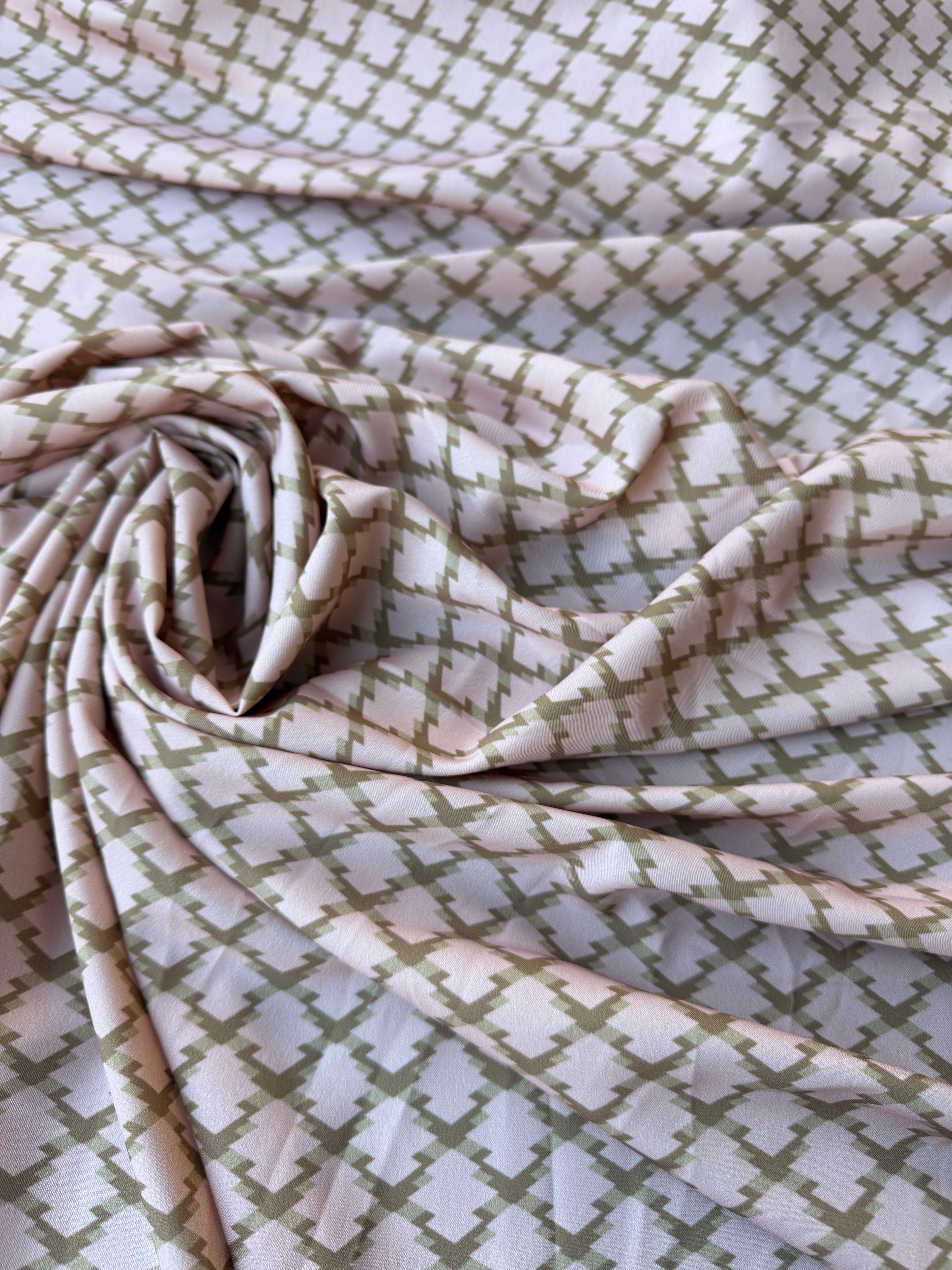 Cady Fantasia Geometrico