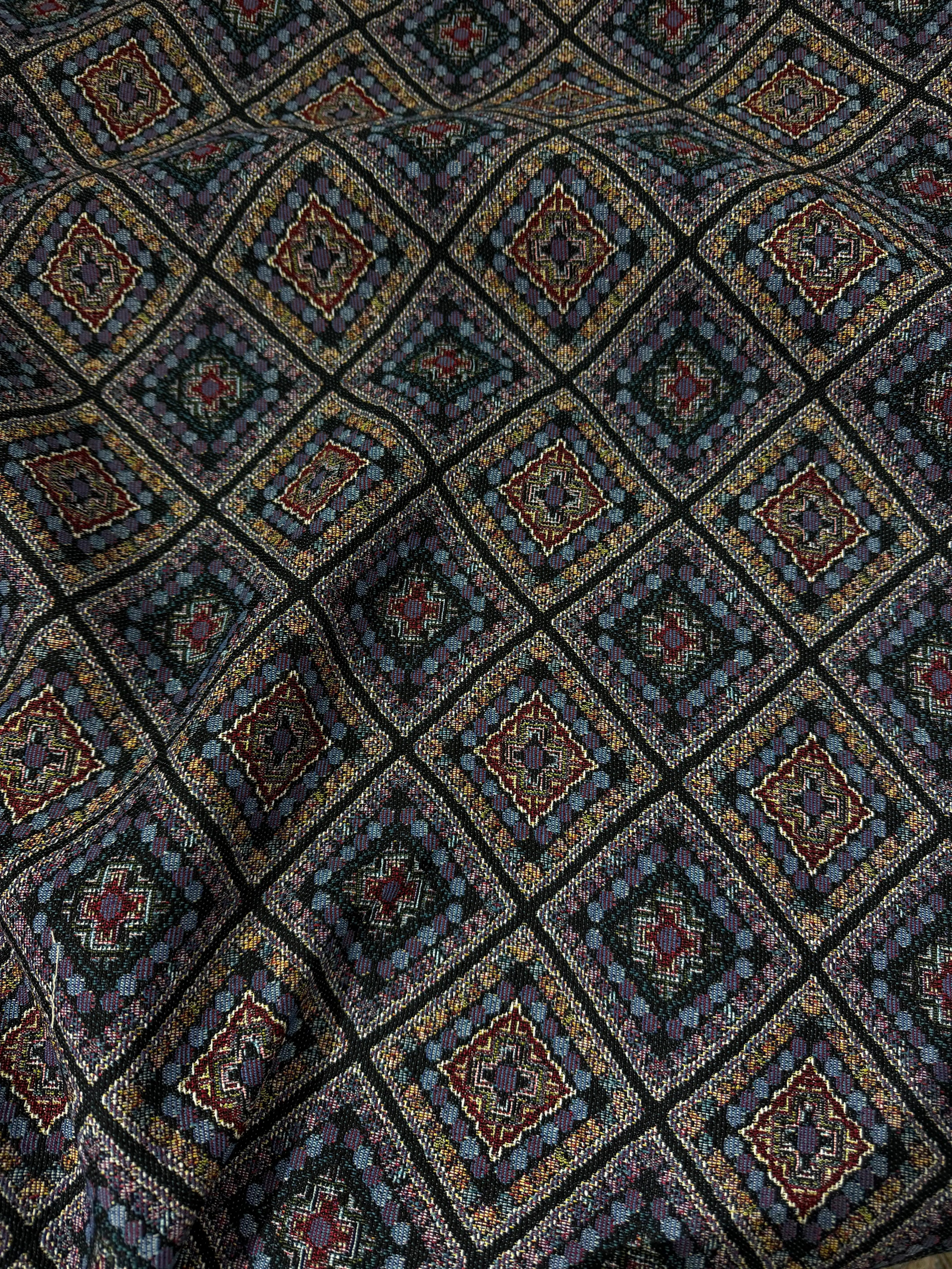 Broccato Gobelin Wax Vintage