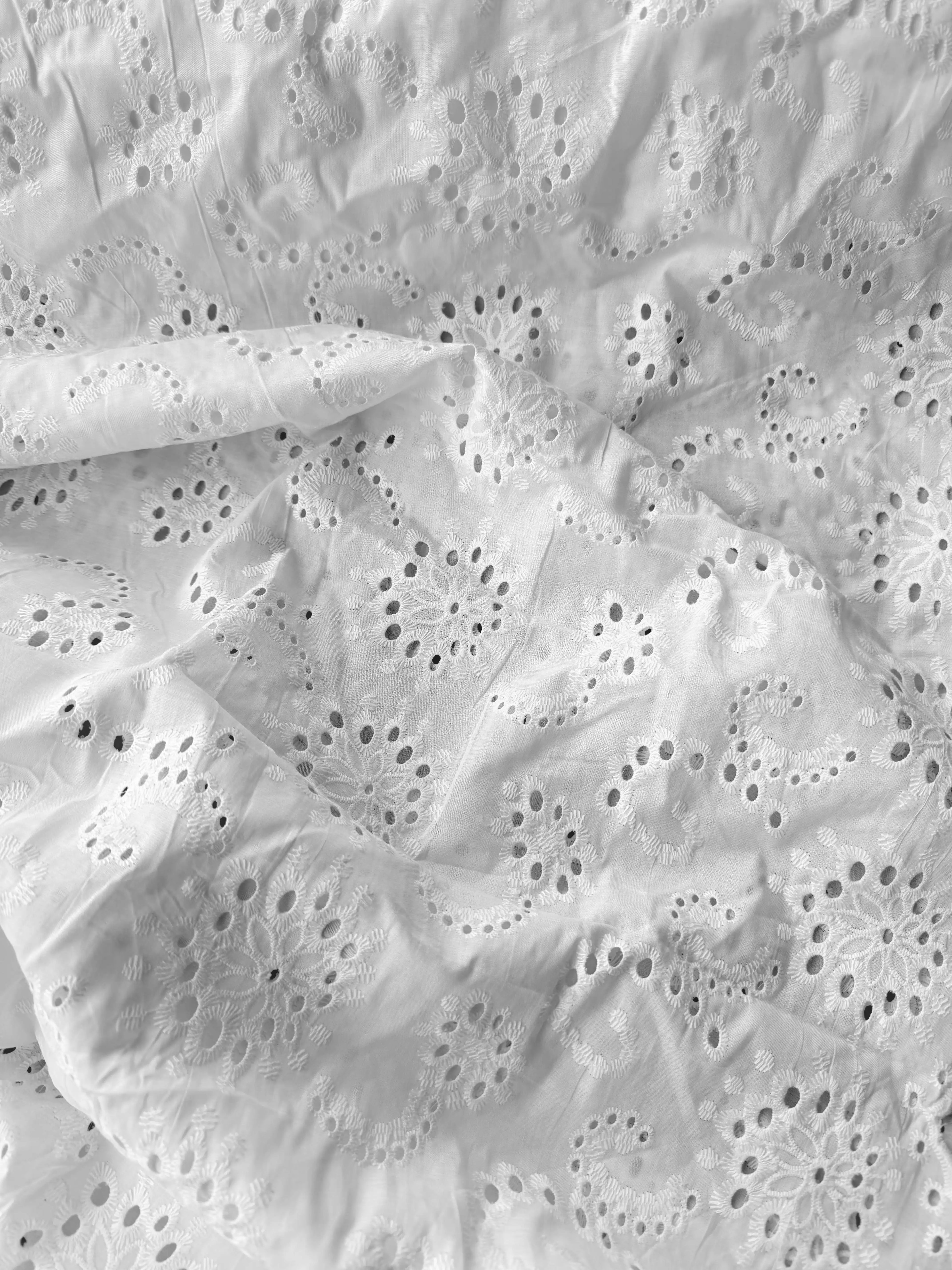 Cotone Pizzo San Gallo Ricamato Costiera 0,5 m / Amalfi