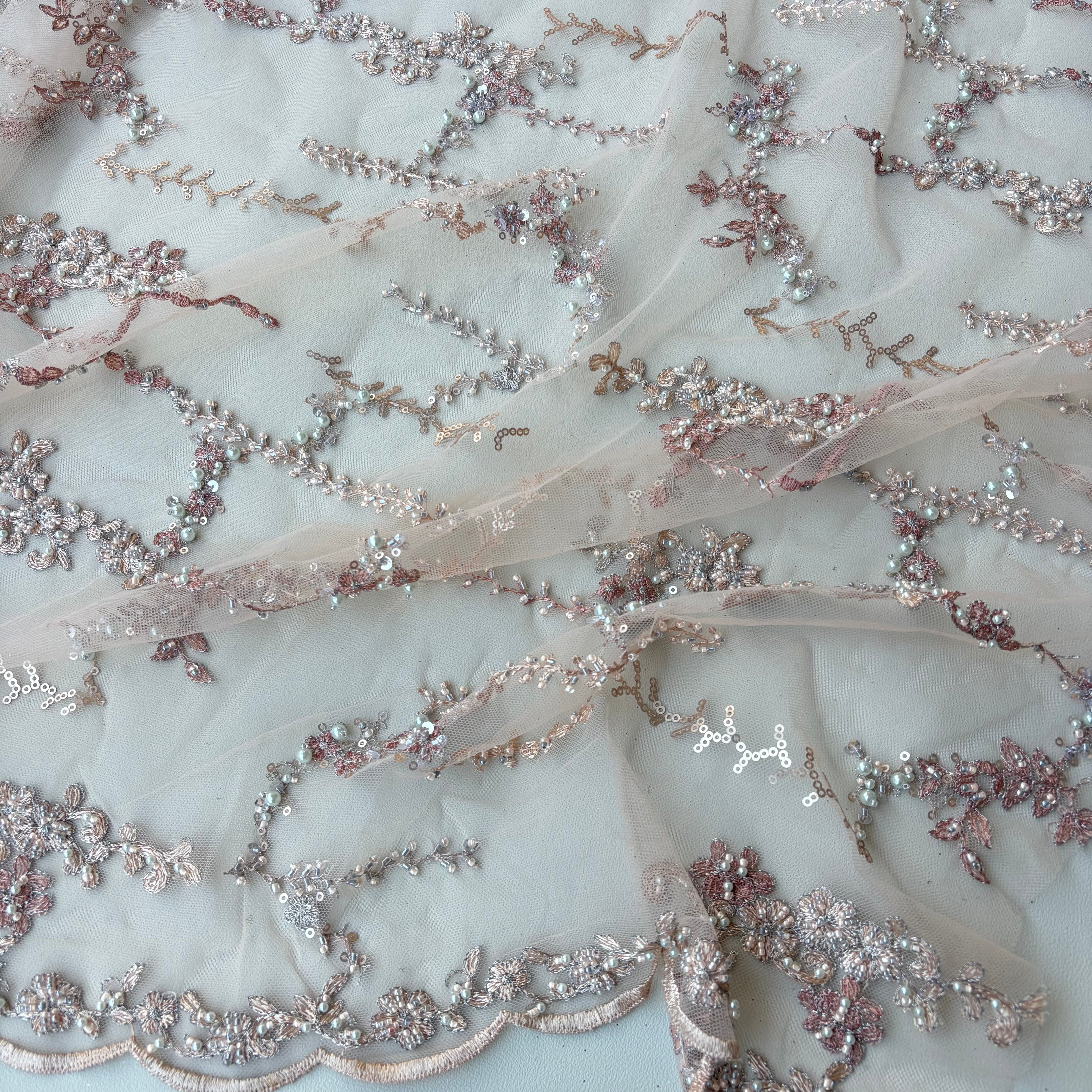 Pizzo Cerimonia floreale small Diana