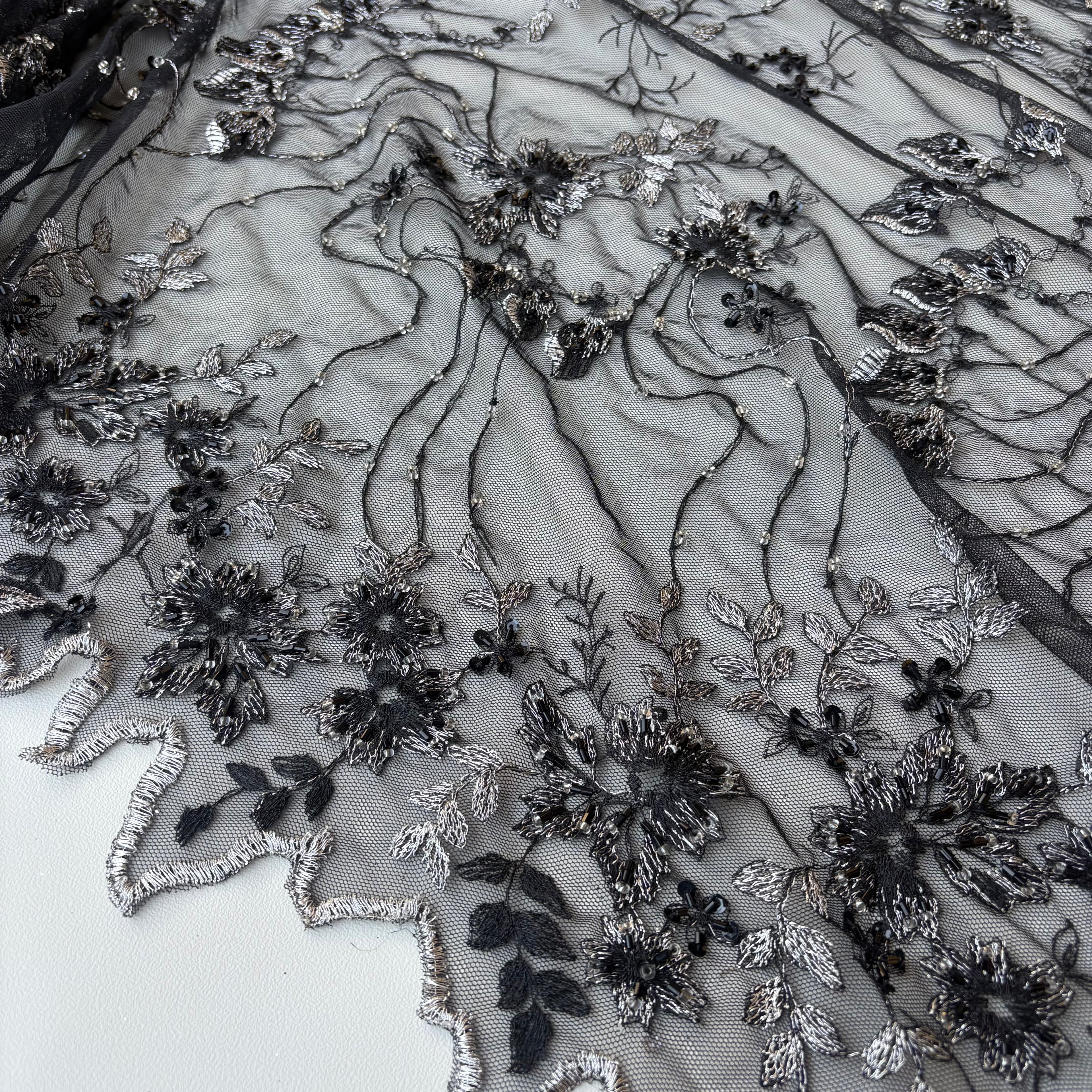 Pizzo  Cerimonia floreale Luxury nero