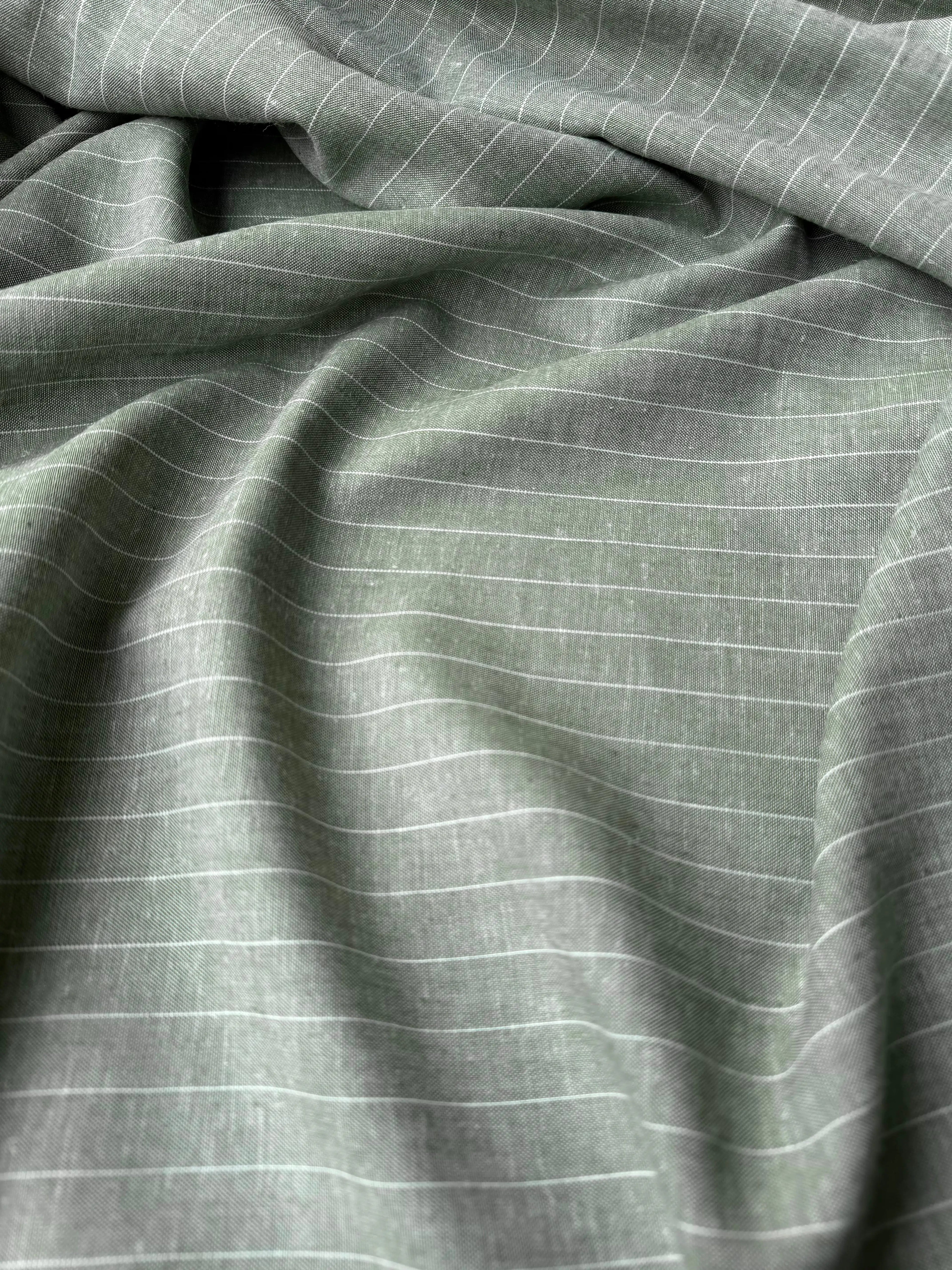 Tessuto Gessato Puro Lino Jeans Verde Salvia