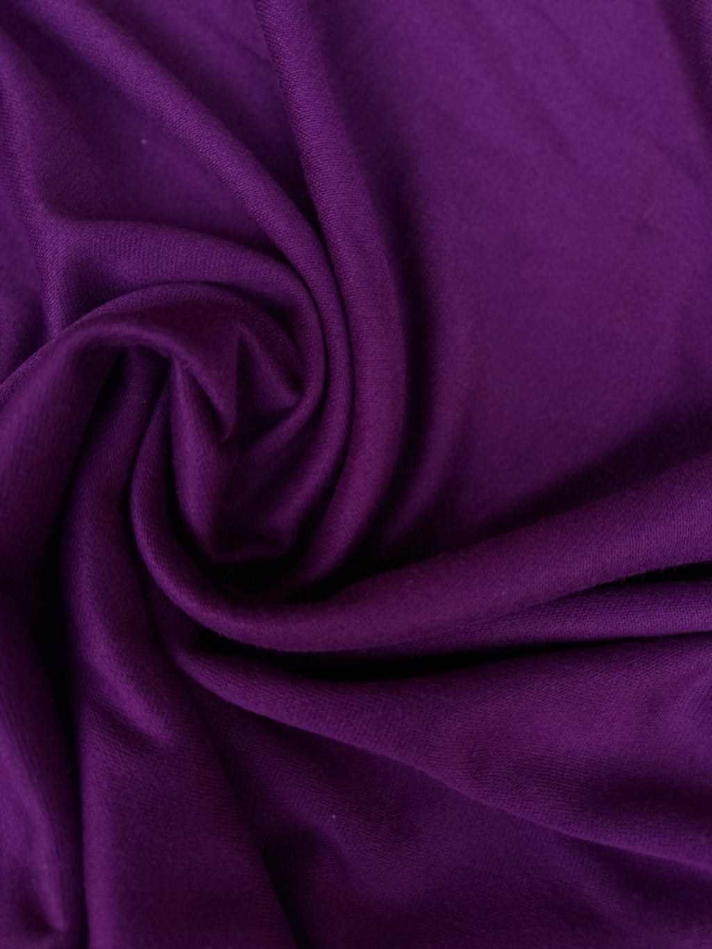 Tessuto maglia mano cashmere color prugna