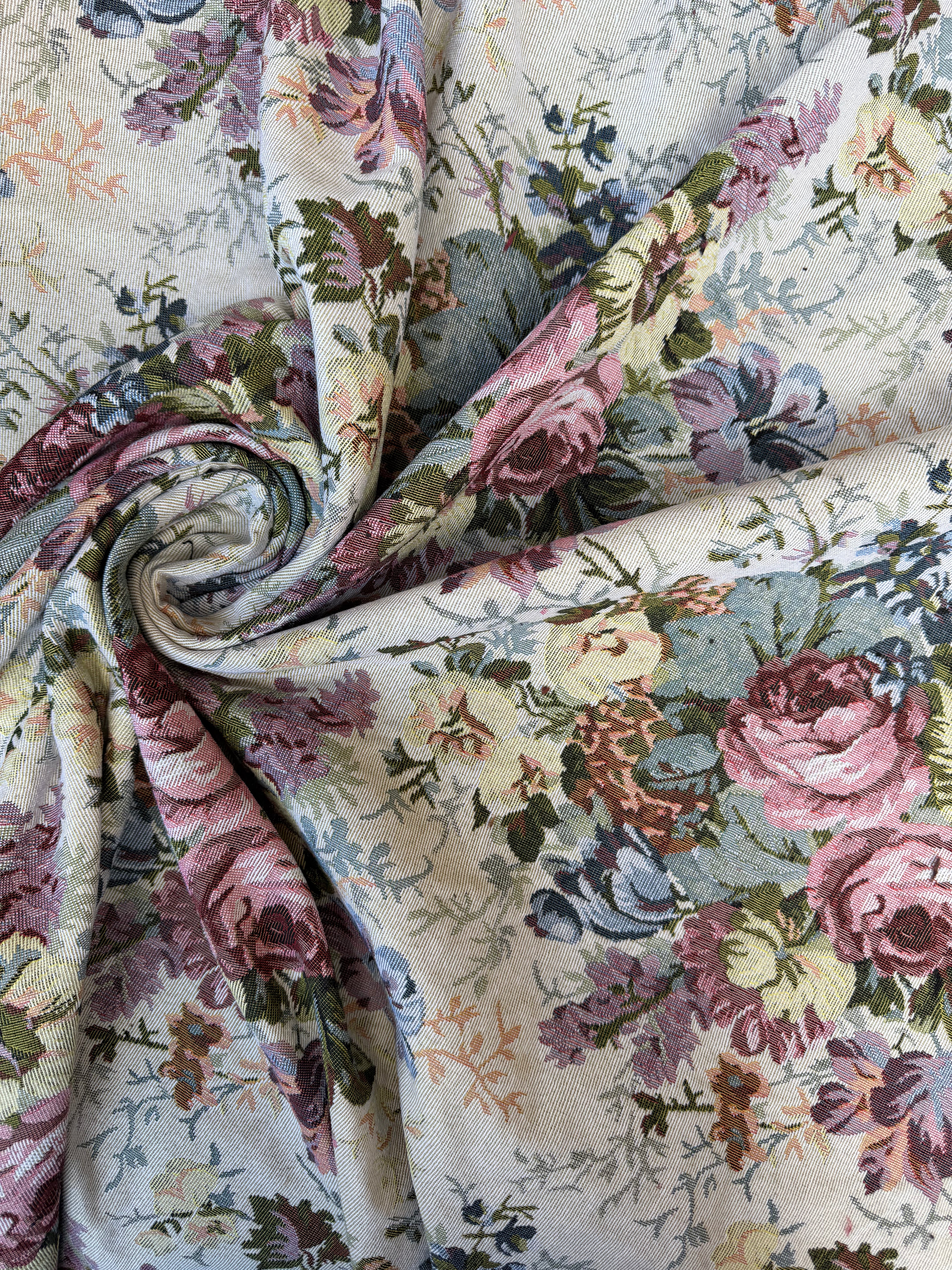 Gobelin Floreale Stile Sanderson