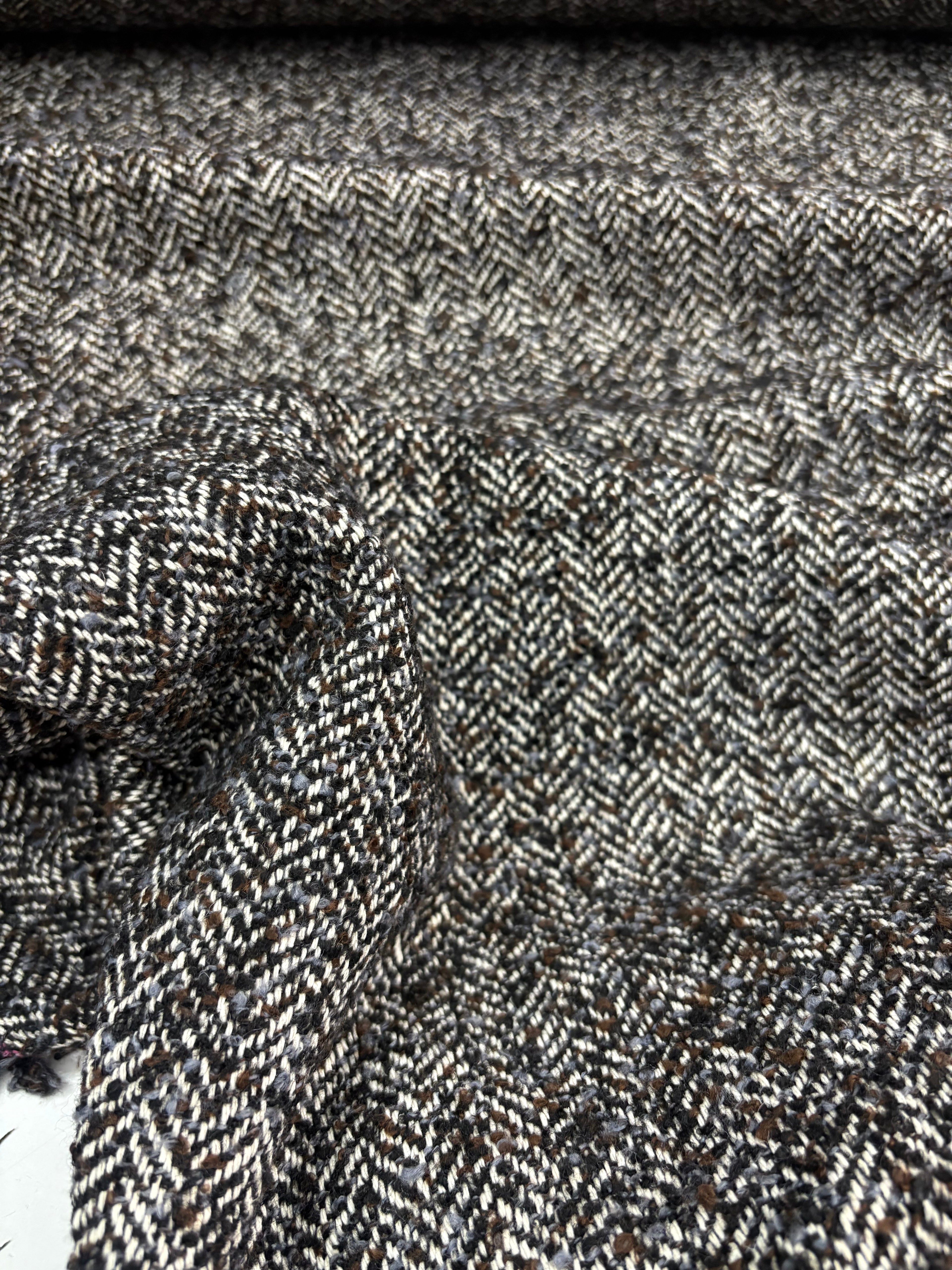 Tessuto Lana Spigato Marrone