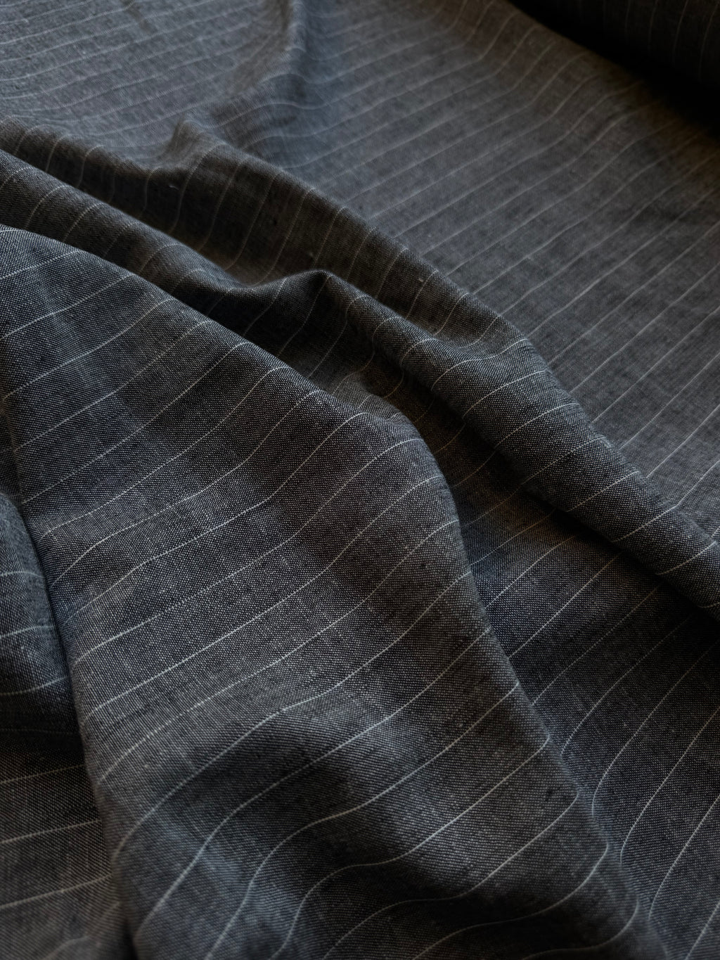 Tessuto Gessato Puro Lino Grigio Scuro